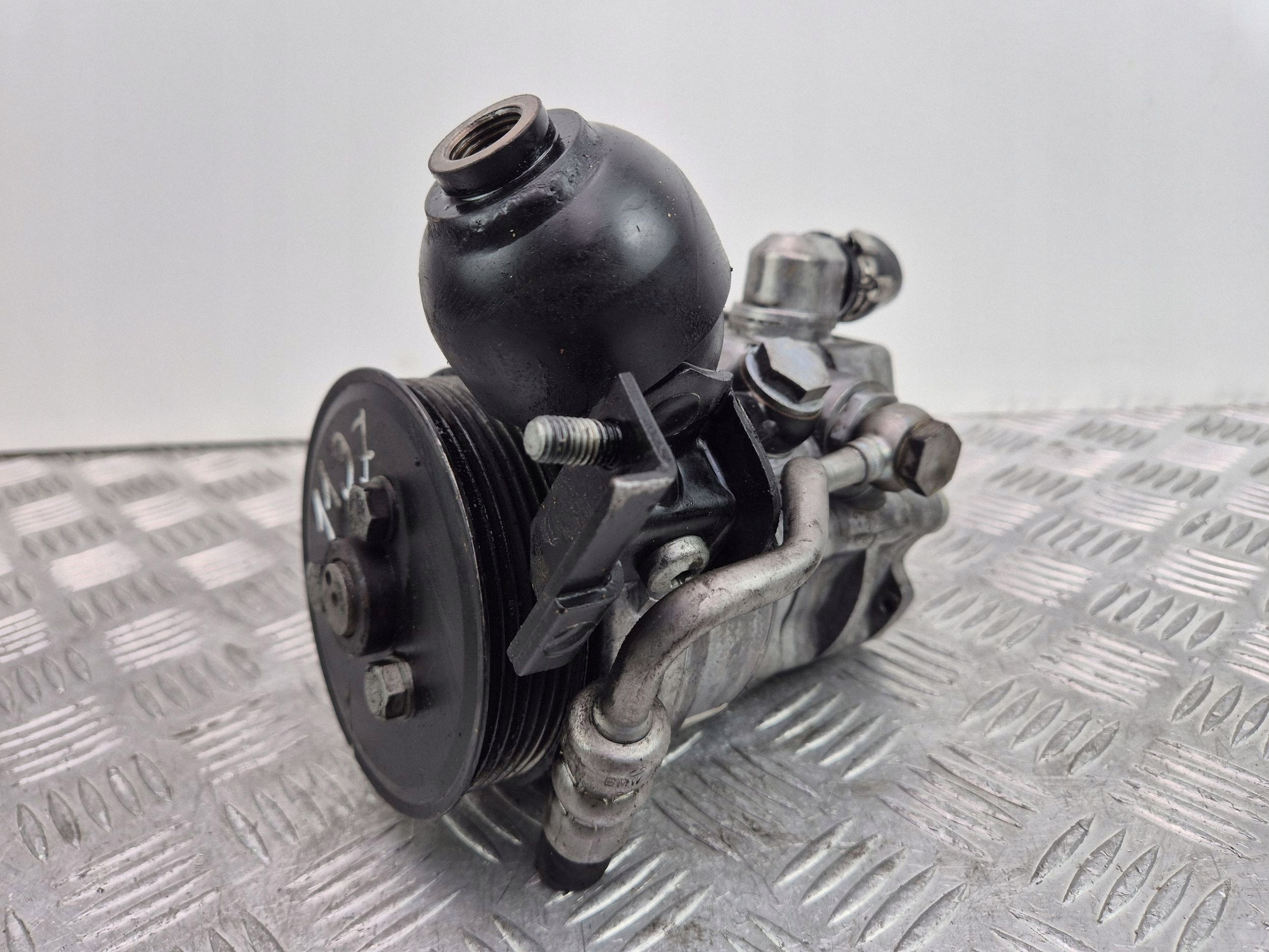 BMW 7 E65 E66 750i servo pump N62B48B LH2112478