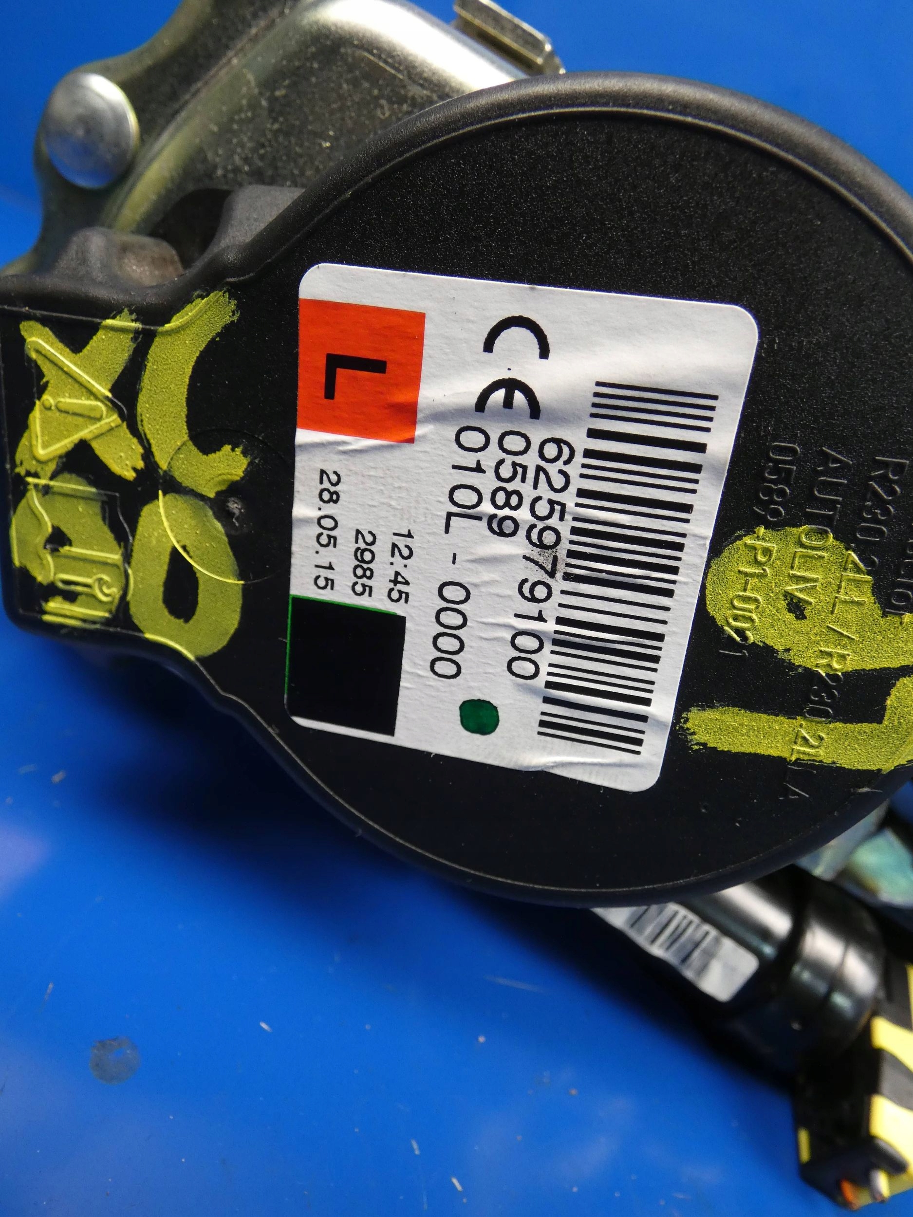 VOLVO XC90 II tension belt safety driver´s left front front