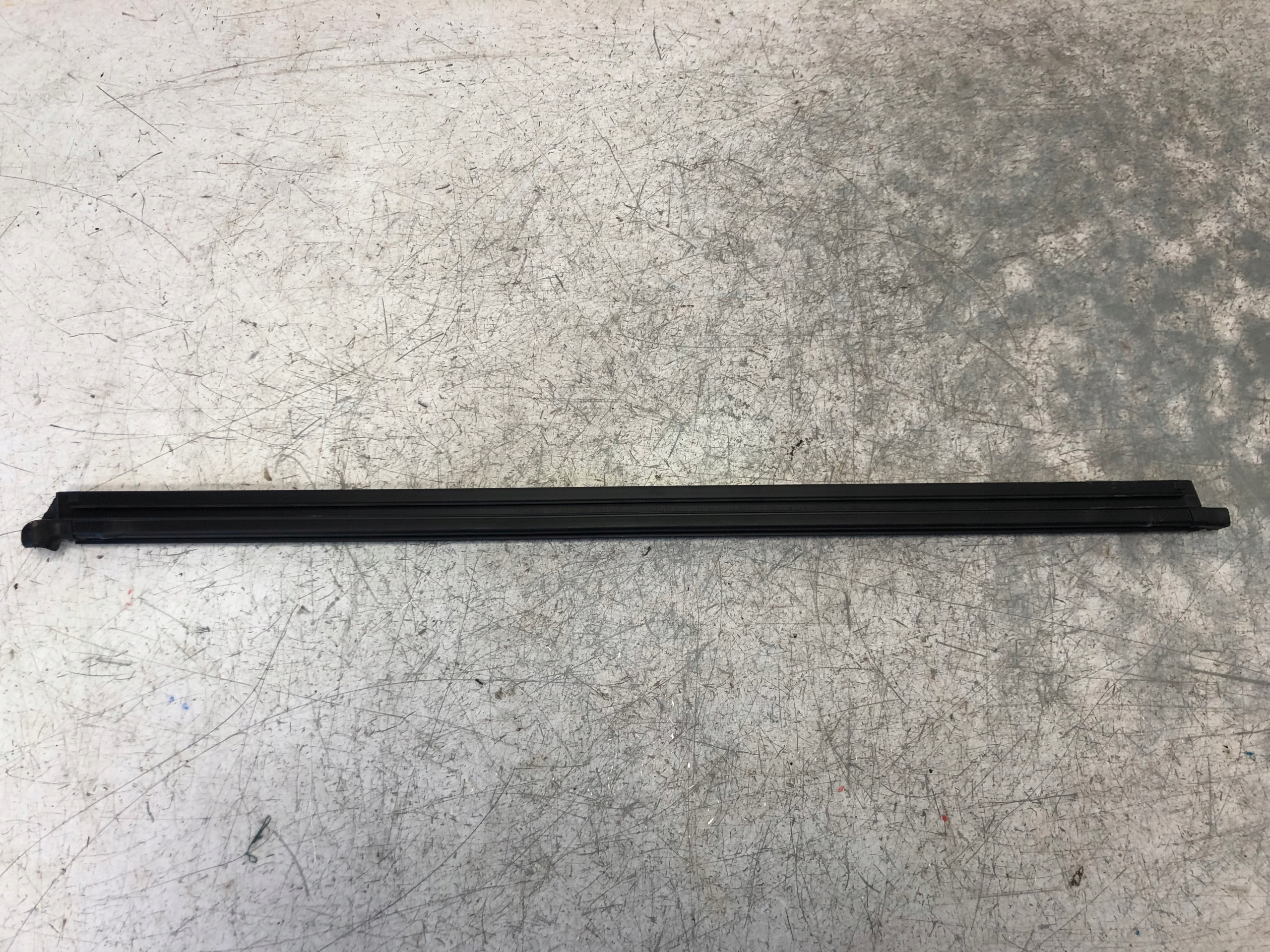 moulding windows left rear part SKODA KODIAQ 565839479A