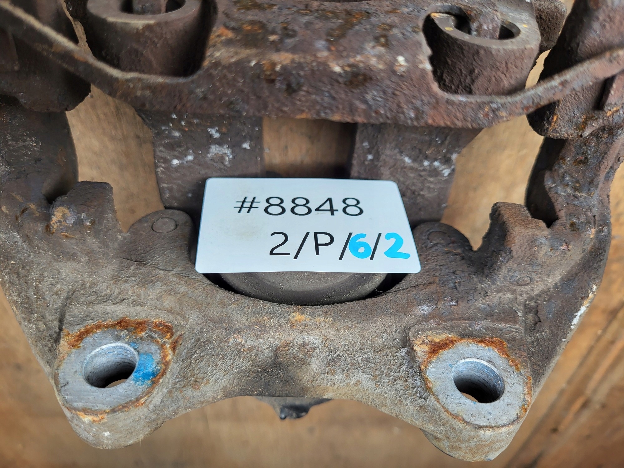MERCEDES W211 3.0 DCI V6 caliper brake left rear part
