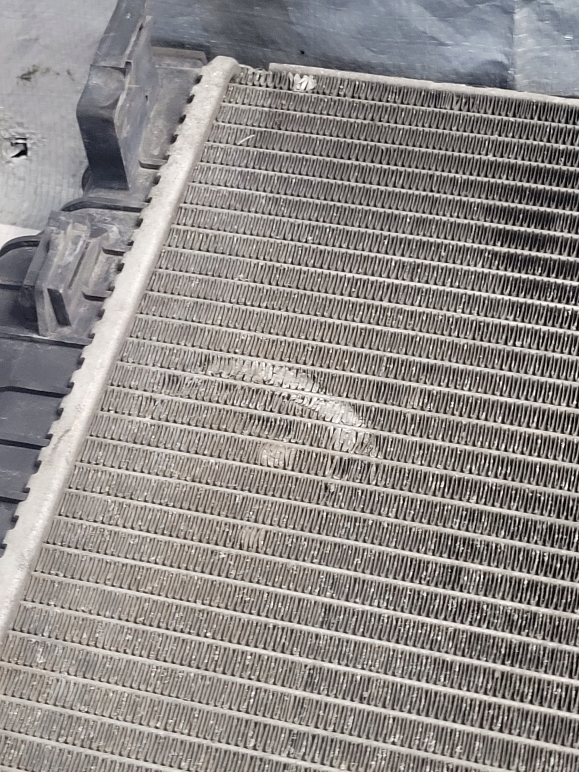 water cooler FORD S-MAX and MK1 1.8 TDCI 07r.