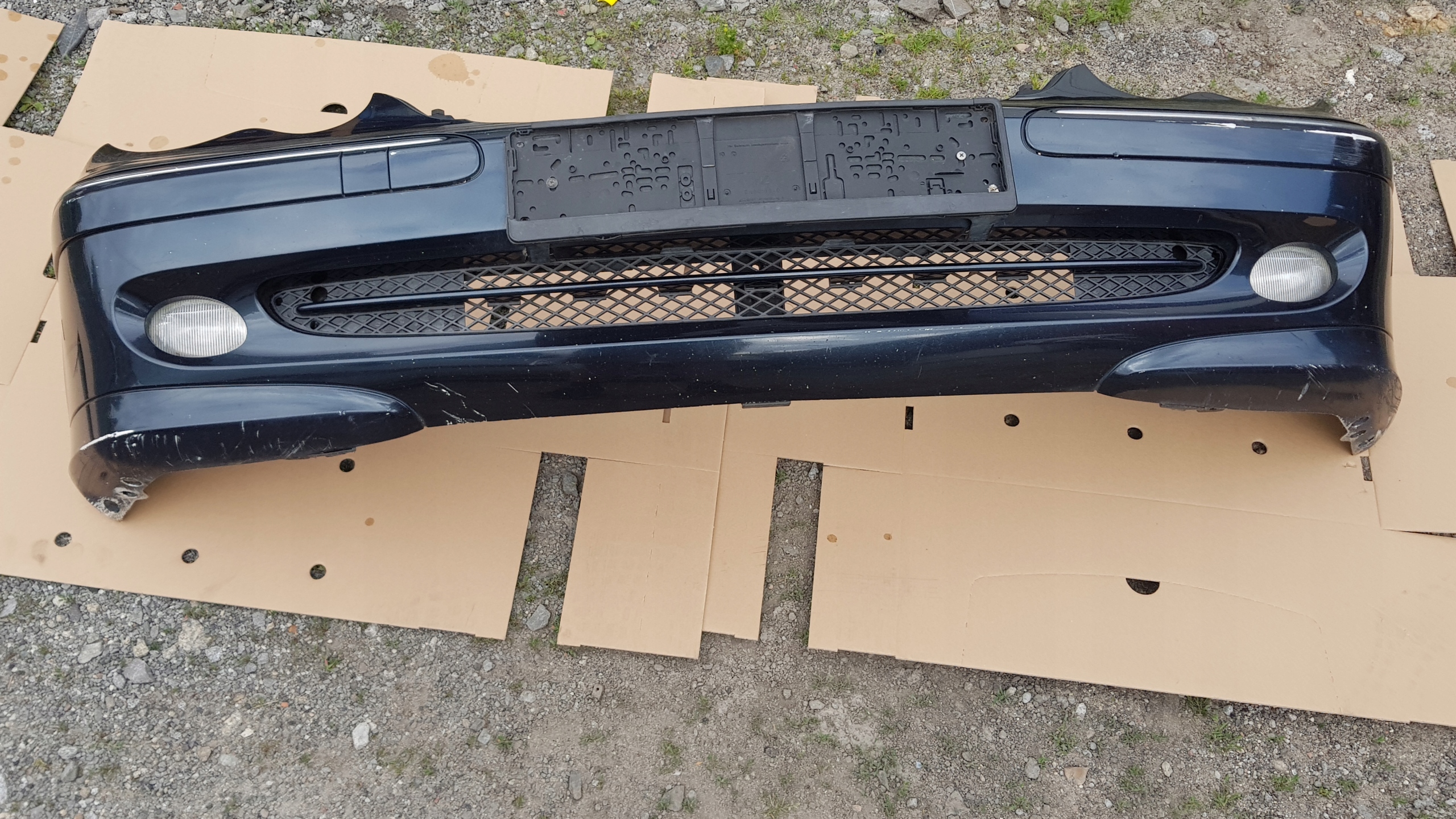 MERCEDES W203 nárazník předek mlhovky