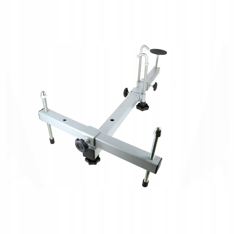 Nosník Motora Namontovaný Na Zavesení