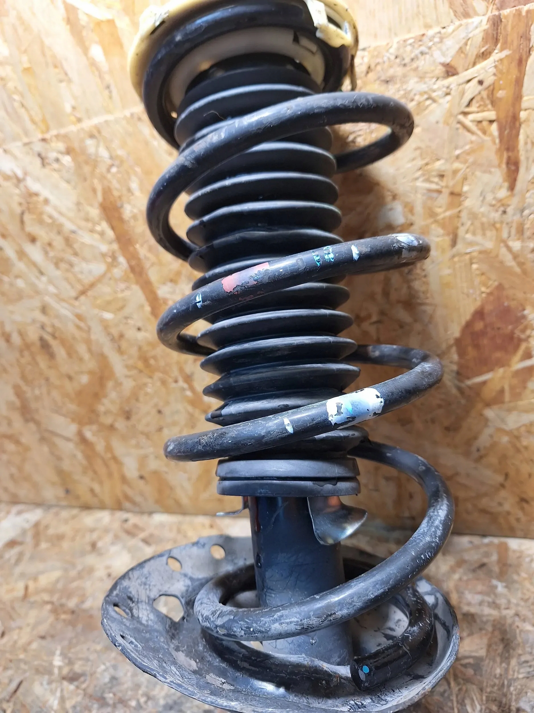 shock absorber right front HONDA JAZZ III 08-15