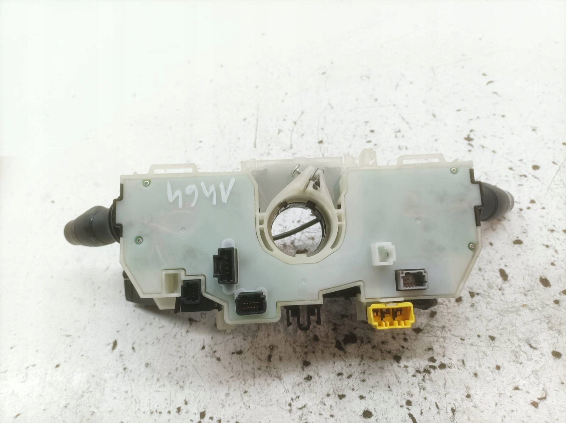 steering wheel levers and controls ring KPL 2556700117R Renault Megane III (2008-2016)