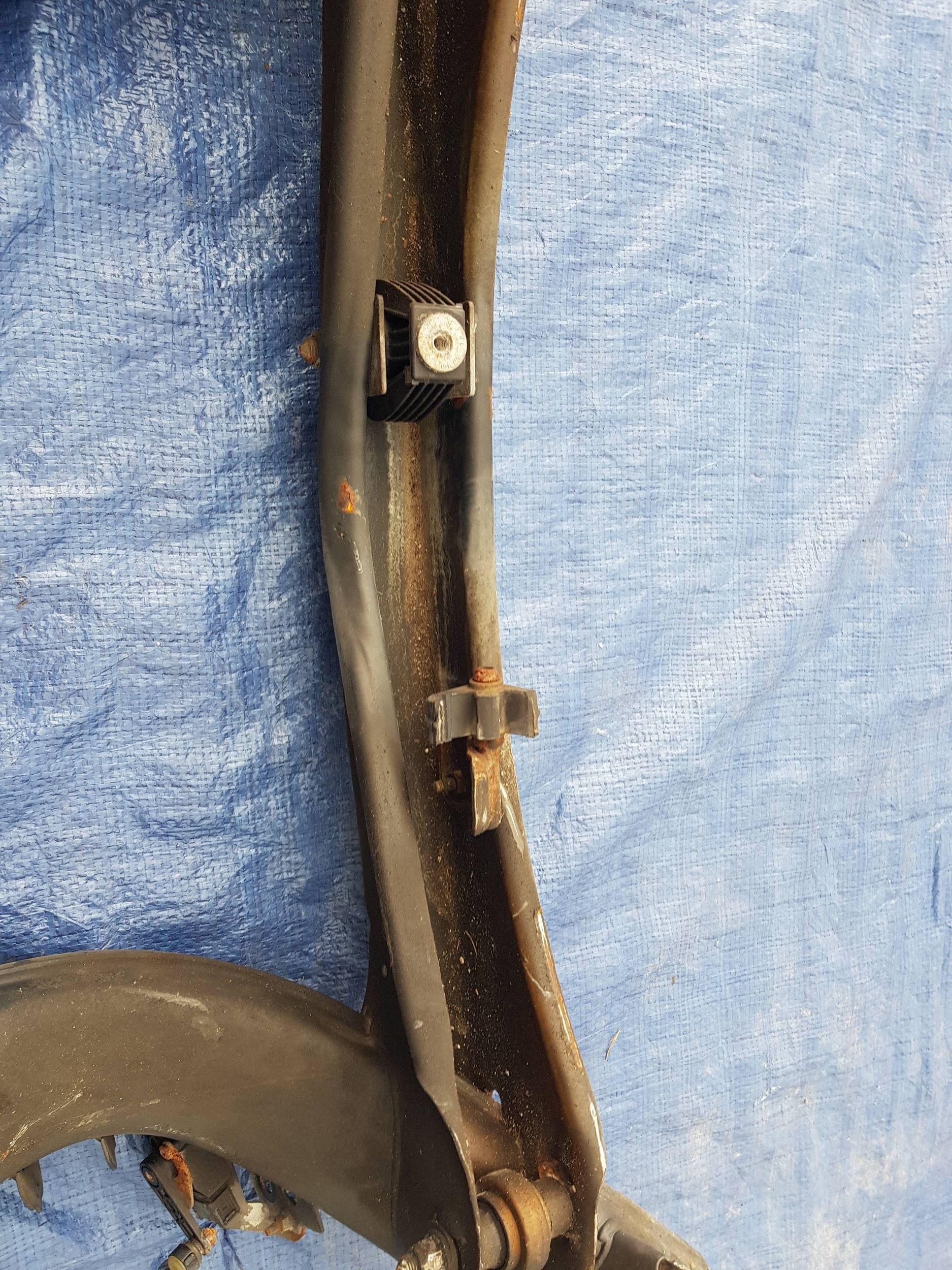 axle beam rear part MERCEDES W205 KOMBI sider subframe axle beam