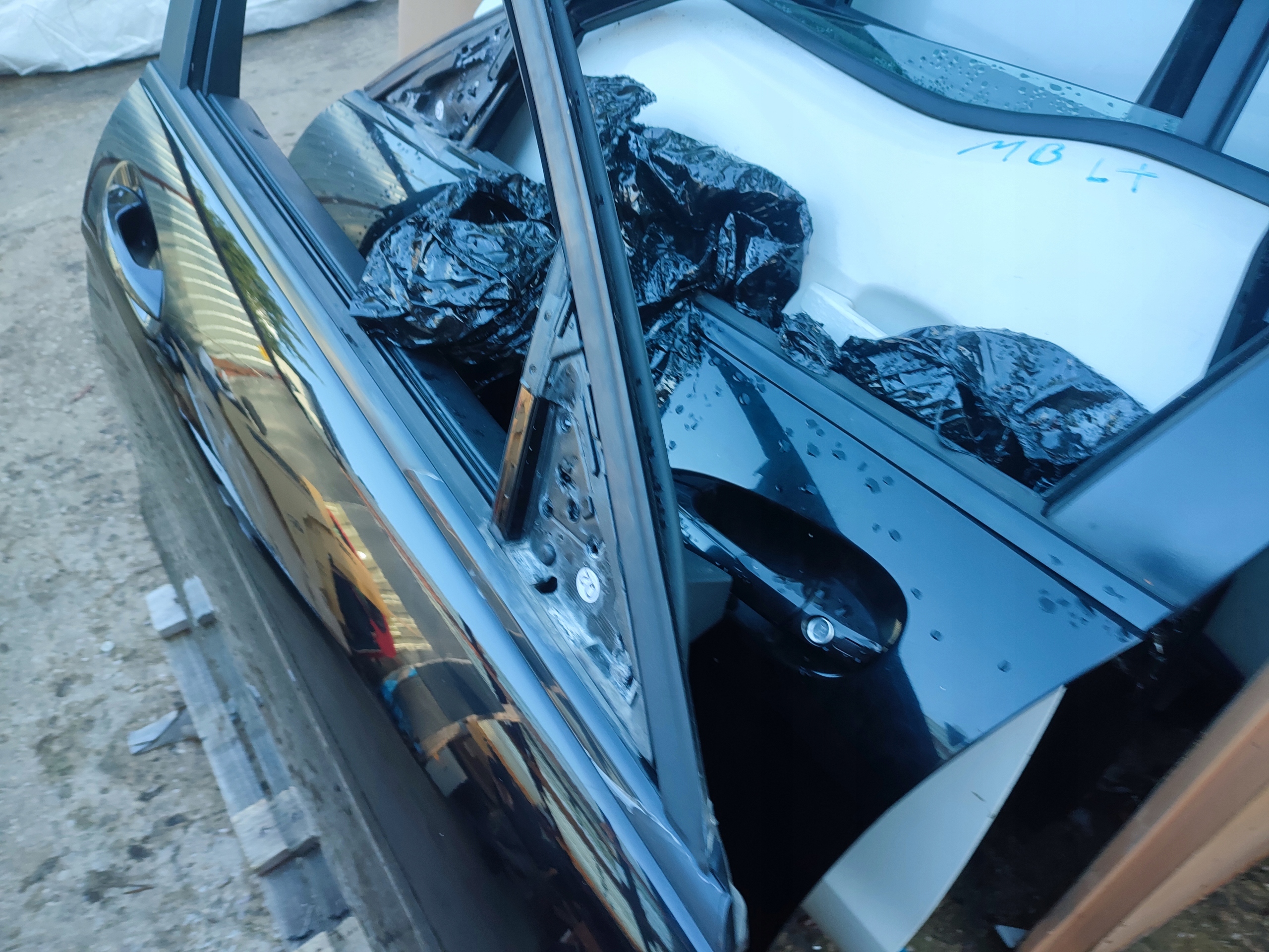 door right front right front Mercedes W204 040