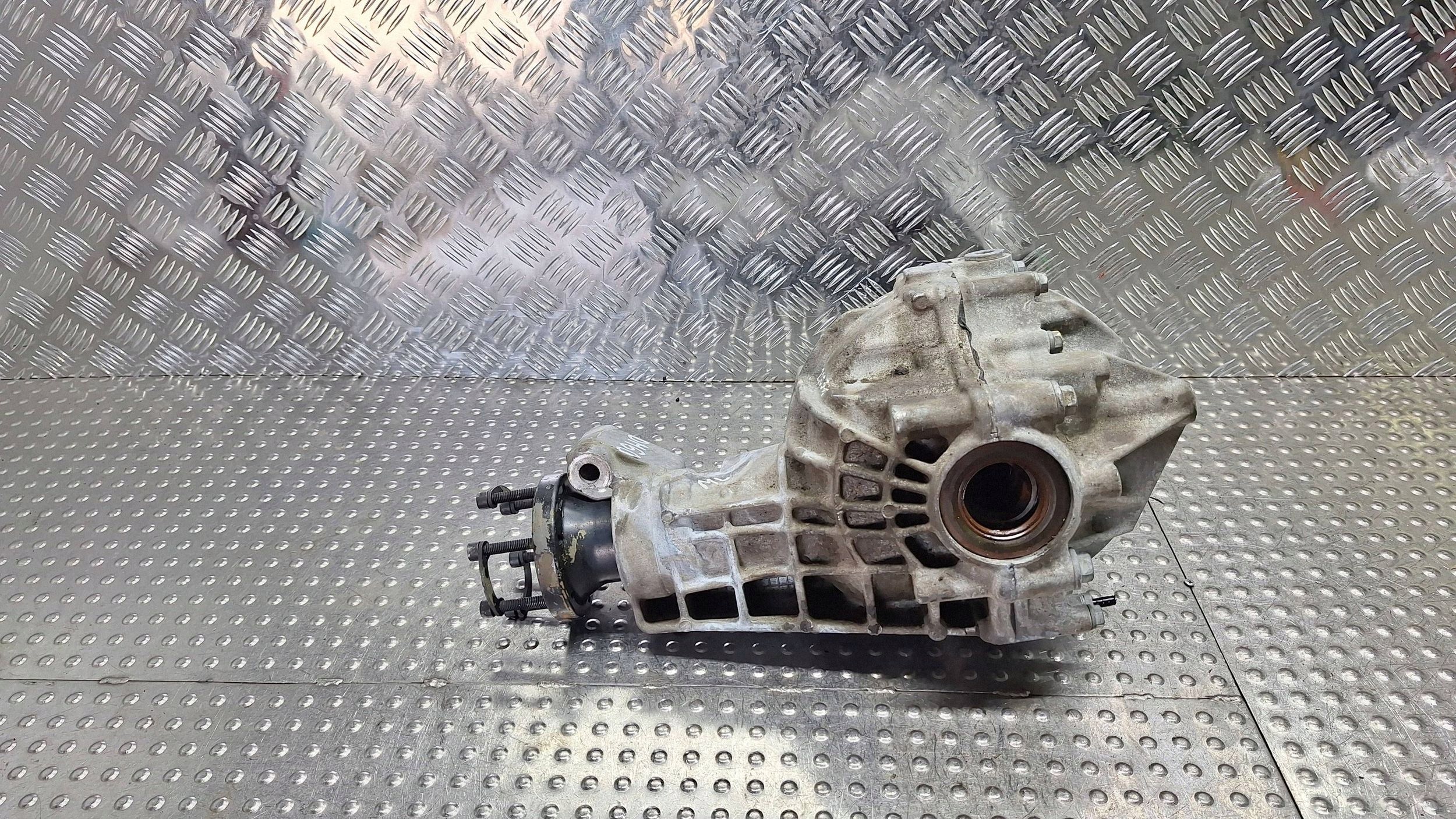 differential diff rear part 4460-310-010 MERCEDES ML W163 2.7 CDI