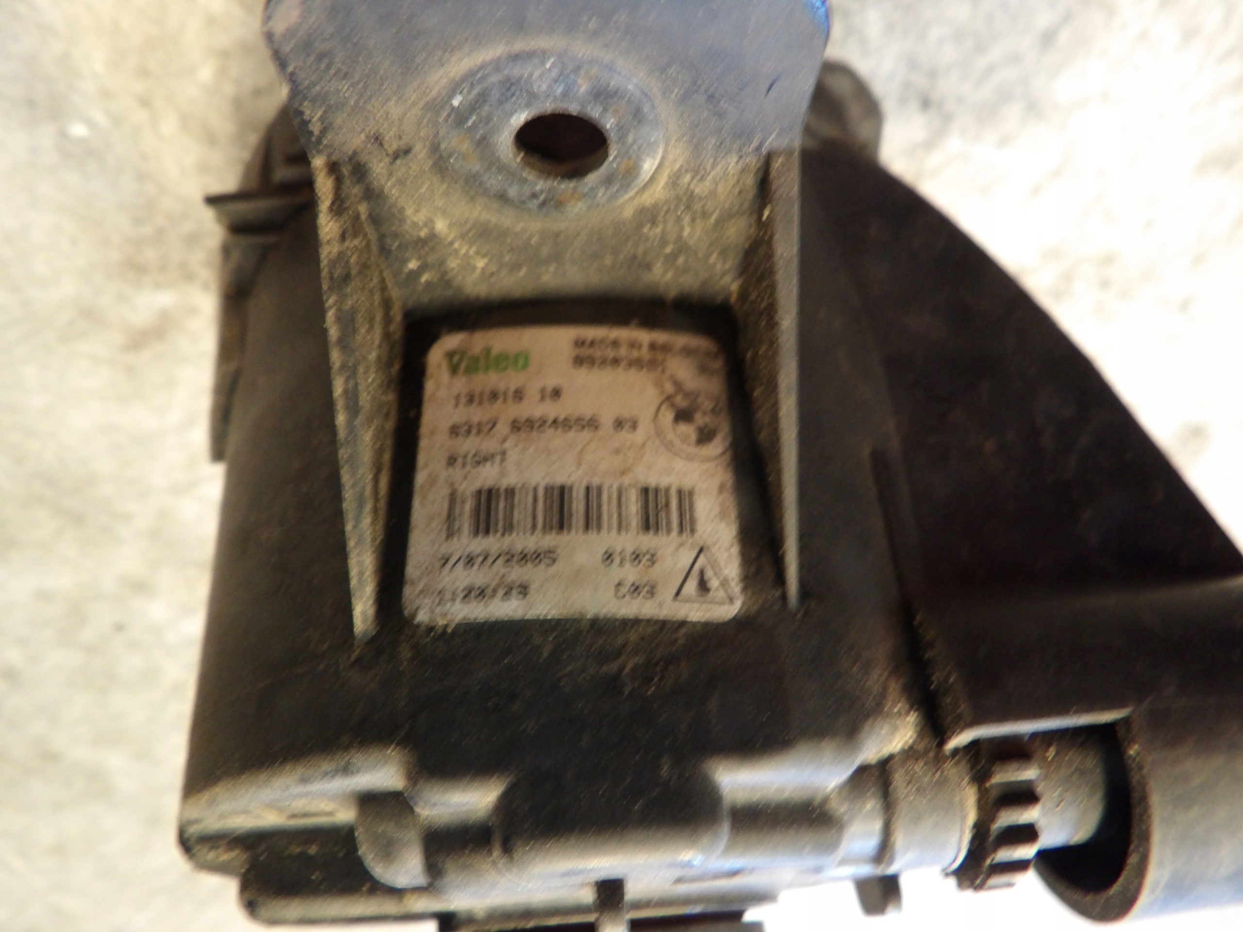 BMW E87 NEBELSCHEINWERFER RECHTS 6924656