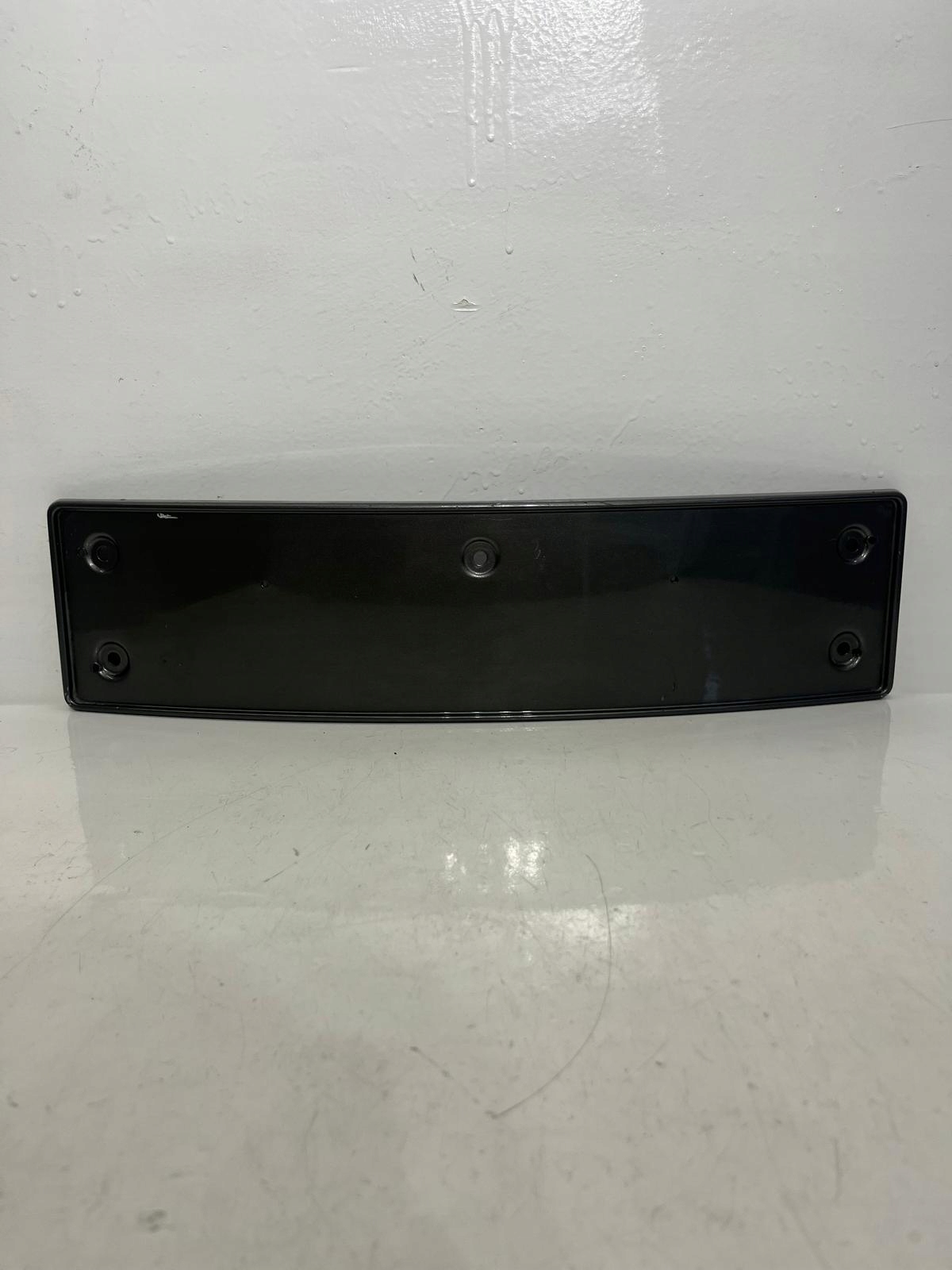 RAMKA TABLICA BENTLEY 3WG807285K