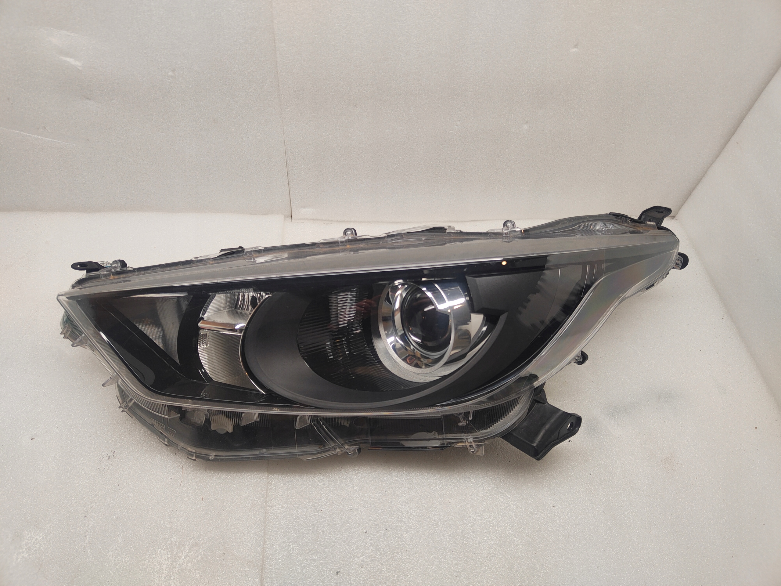 Frontscheinwerfer Toyota Yaris I P1 LED Links Scheinwerfer Headlight - Thumbnail 1