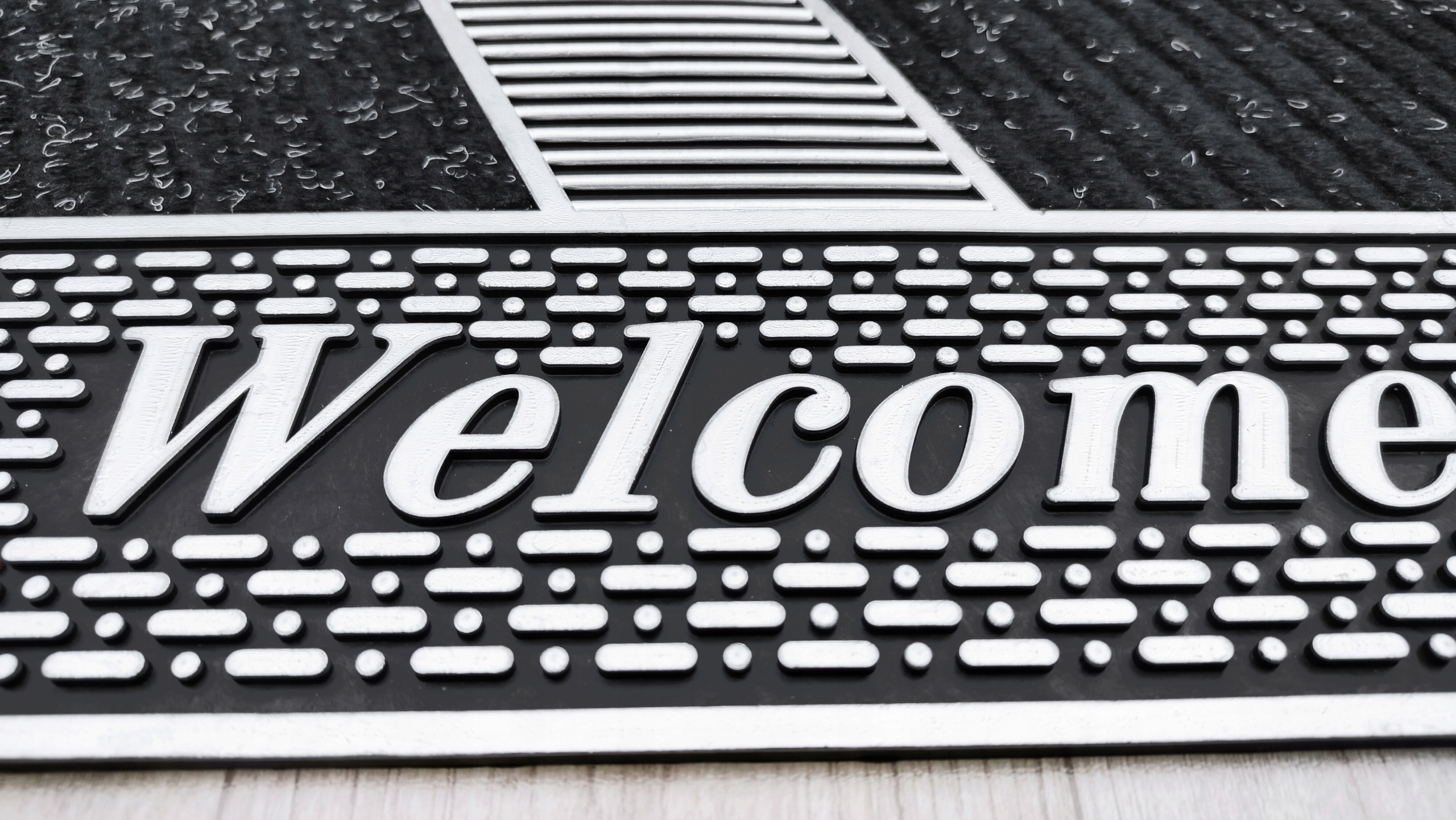 WYCIERACZKA WEJŚCIOWA ZEWNĘTRZNA MASYWNA DO BUTÓW Rodzaj gotowa