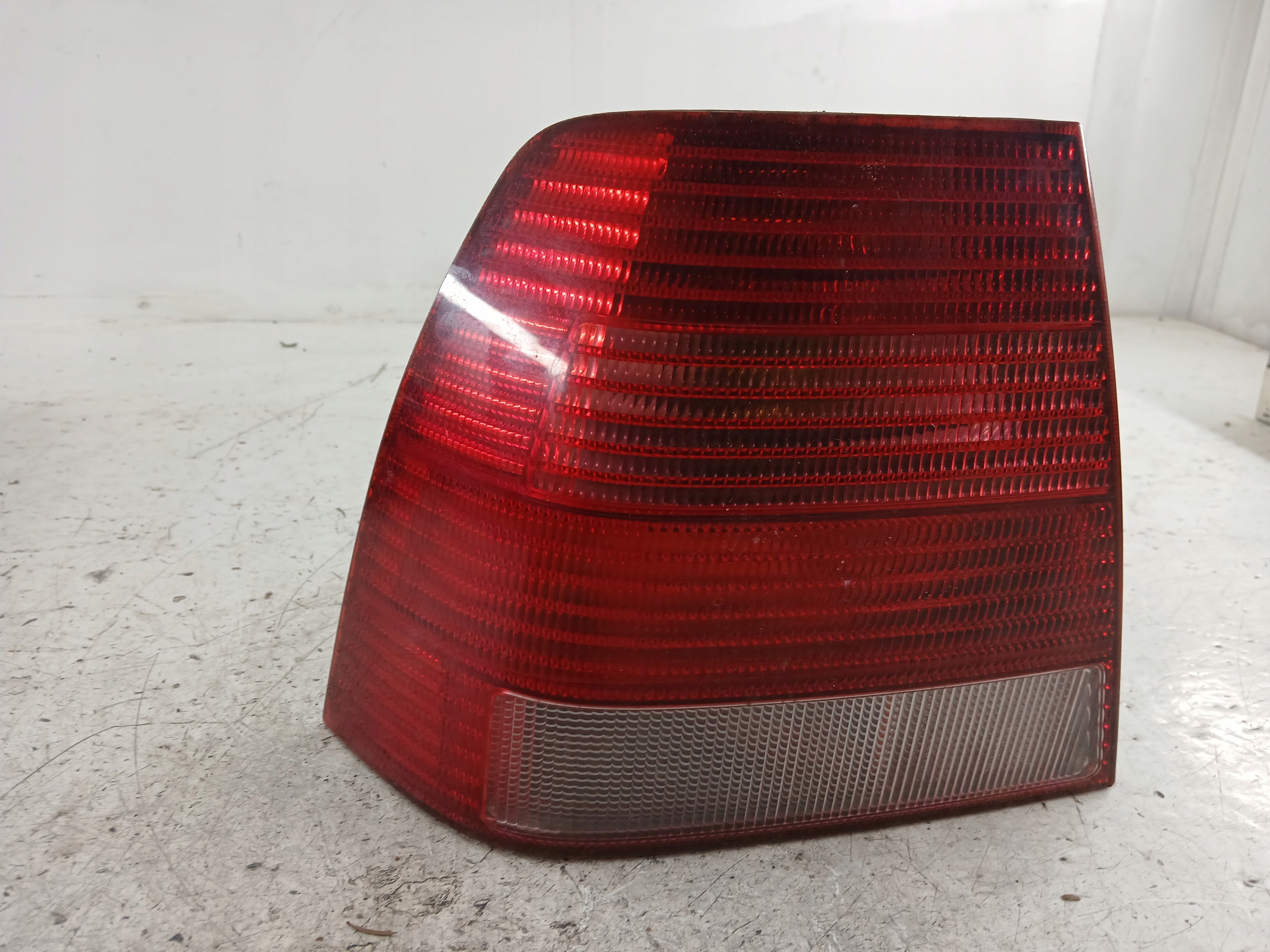 VW BORA and light left rear part rear sedan