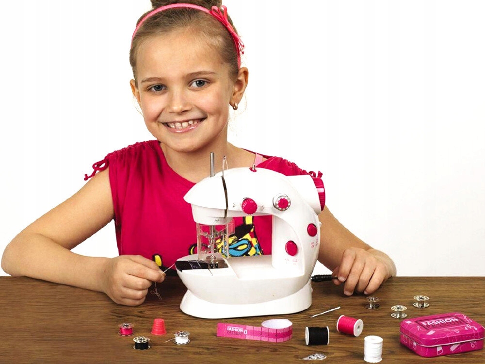 Maszyna do szycia KLEIN 7901 Materiał plastik