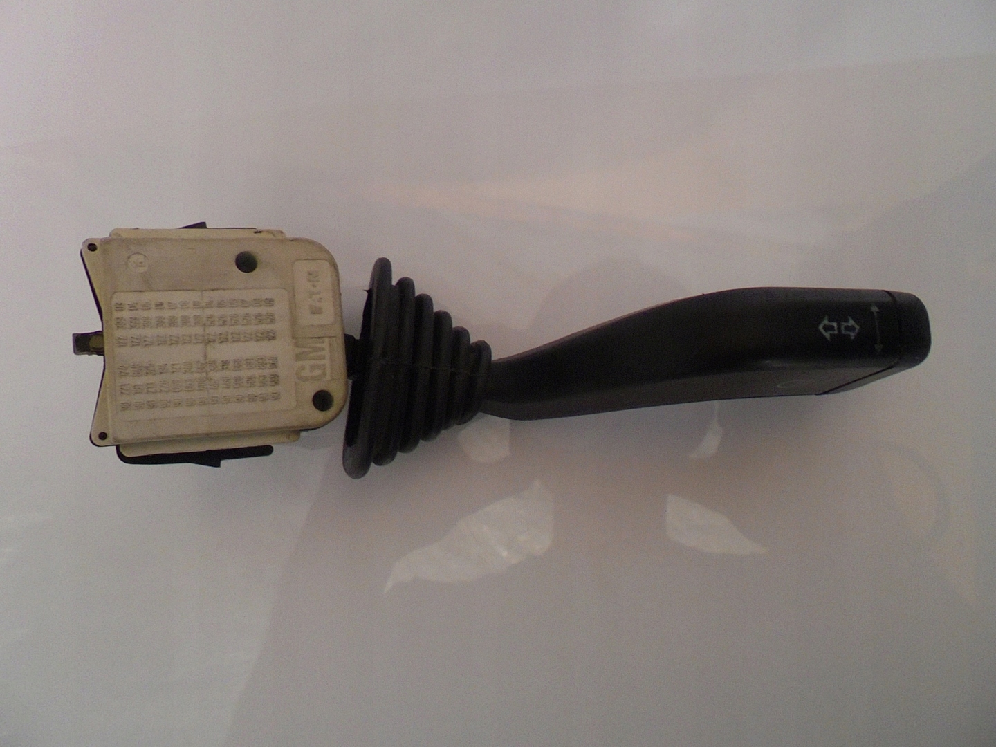 Bouton Indicateurs de direction OPEL 90221174