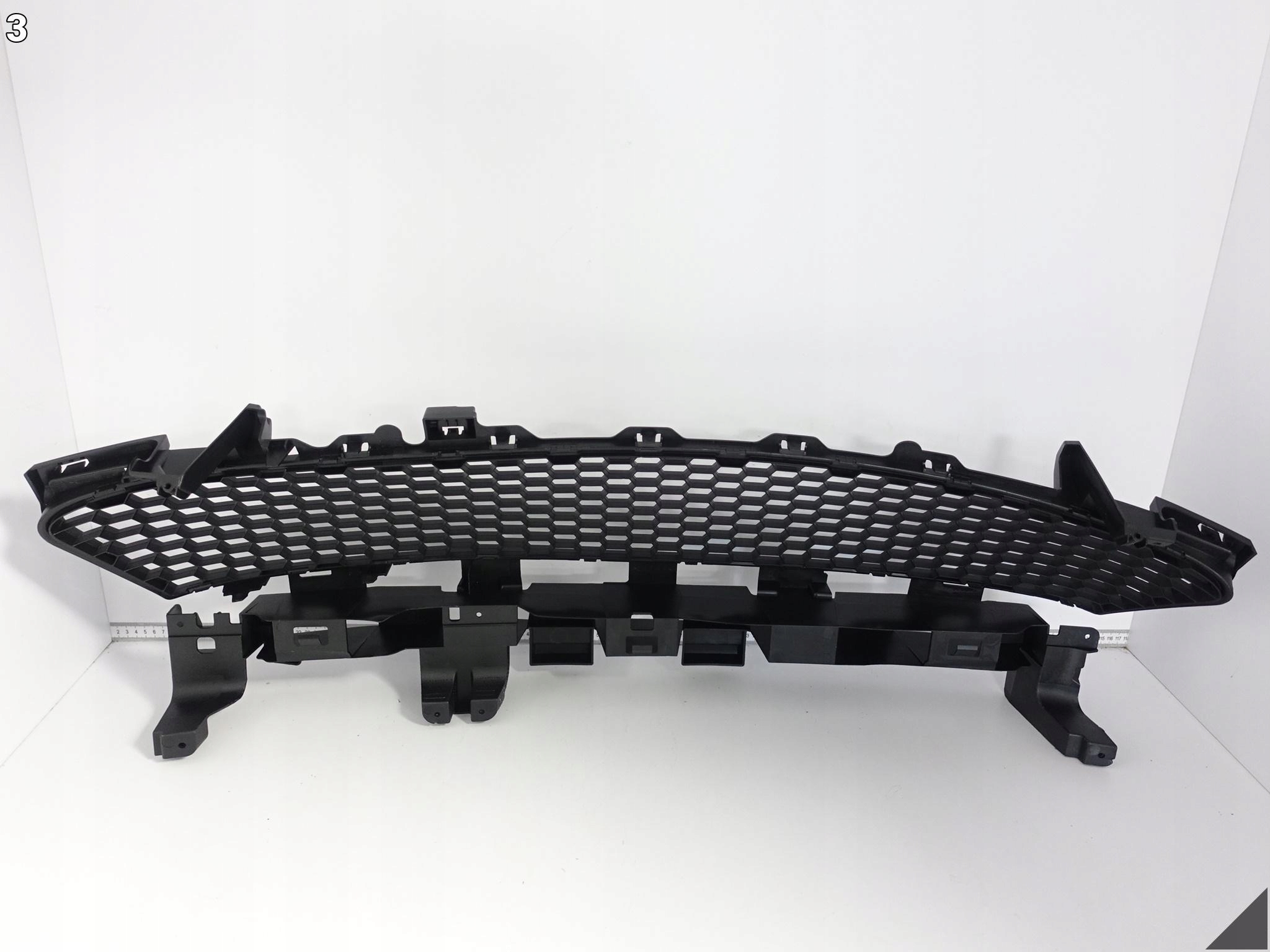 DACIA LOGAN SANDERO II 12-16 grid W bumper grille central lower front