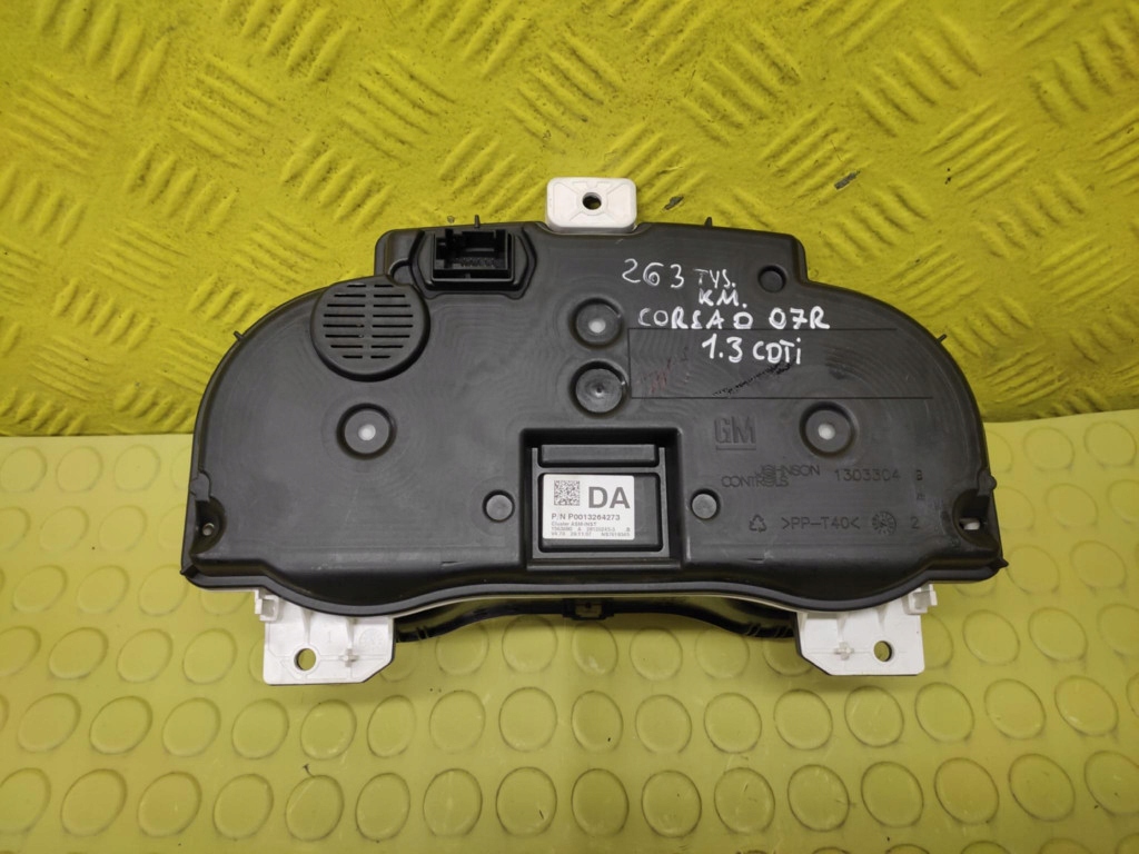 OPEL CORSA D 1.3 CDTI dials P0013264273