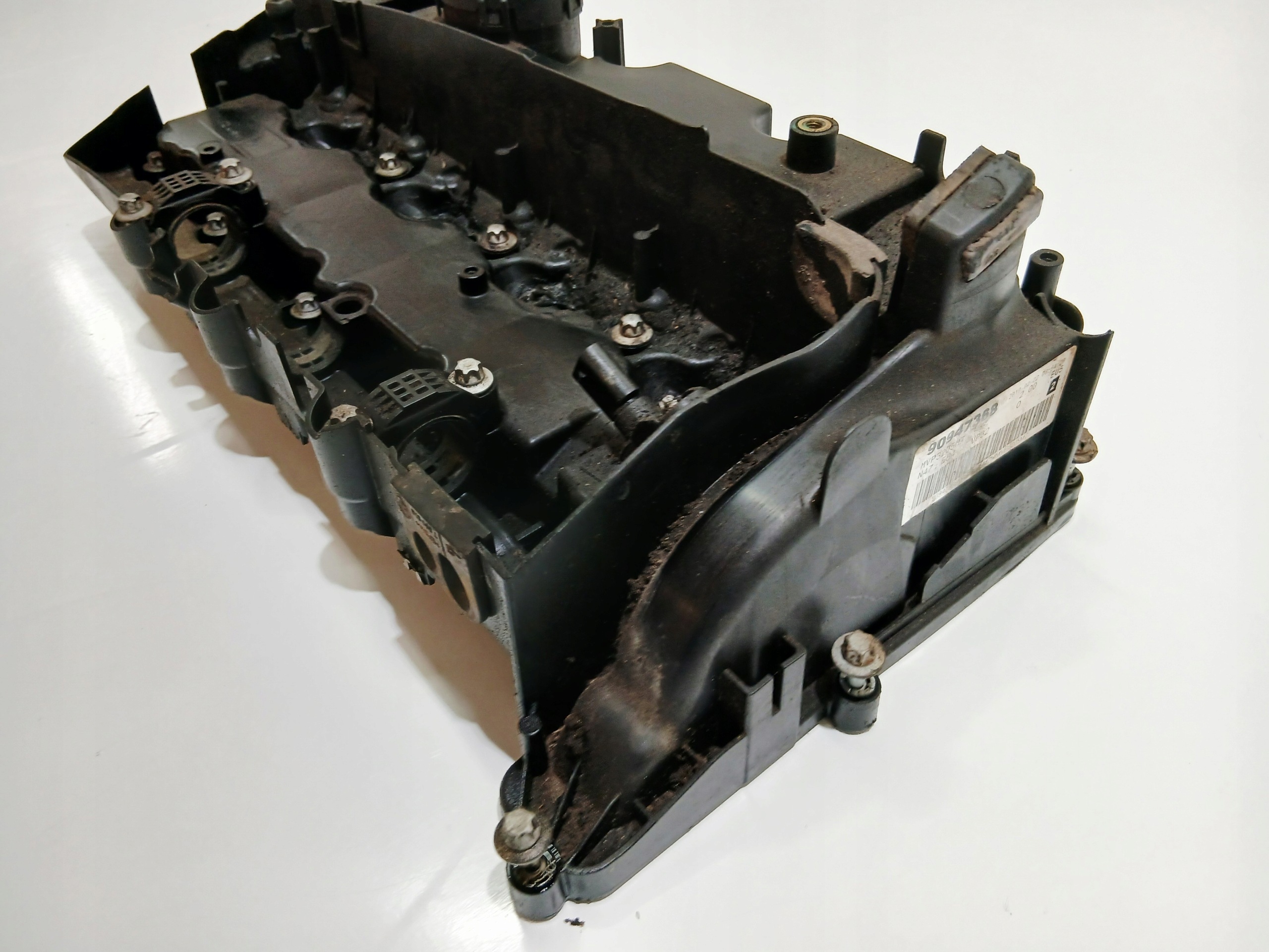 szelepfedél BMW BMW E60 E61 E84 E87 N47D20C 2.0D 7797613 (0006236)