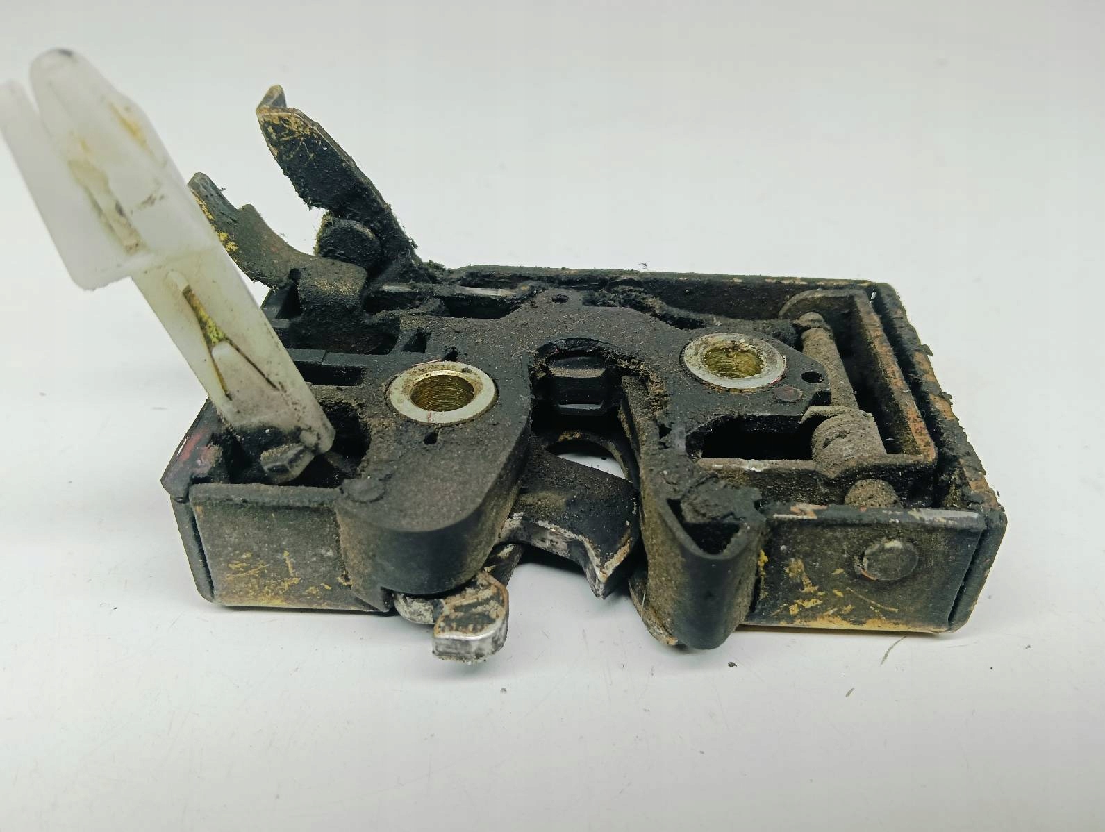 lock door left front Volkswagen JETTA Golf II 191837015