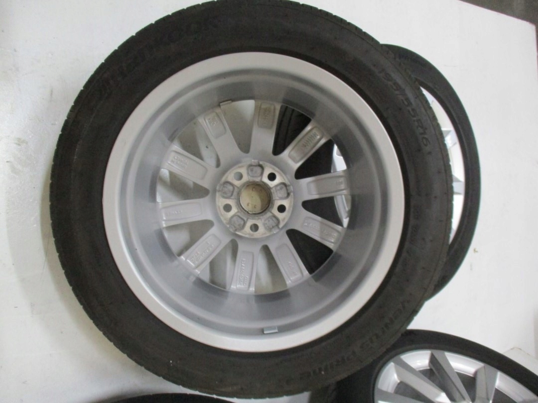 wheels discs tyres AUDI A1 82A R16 82A601025C