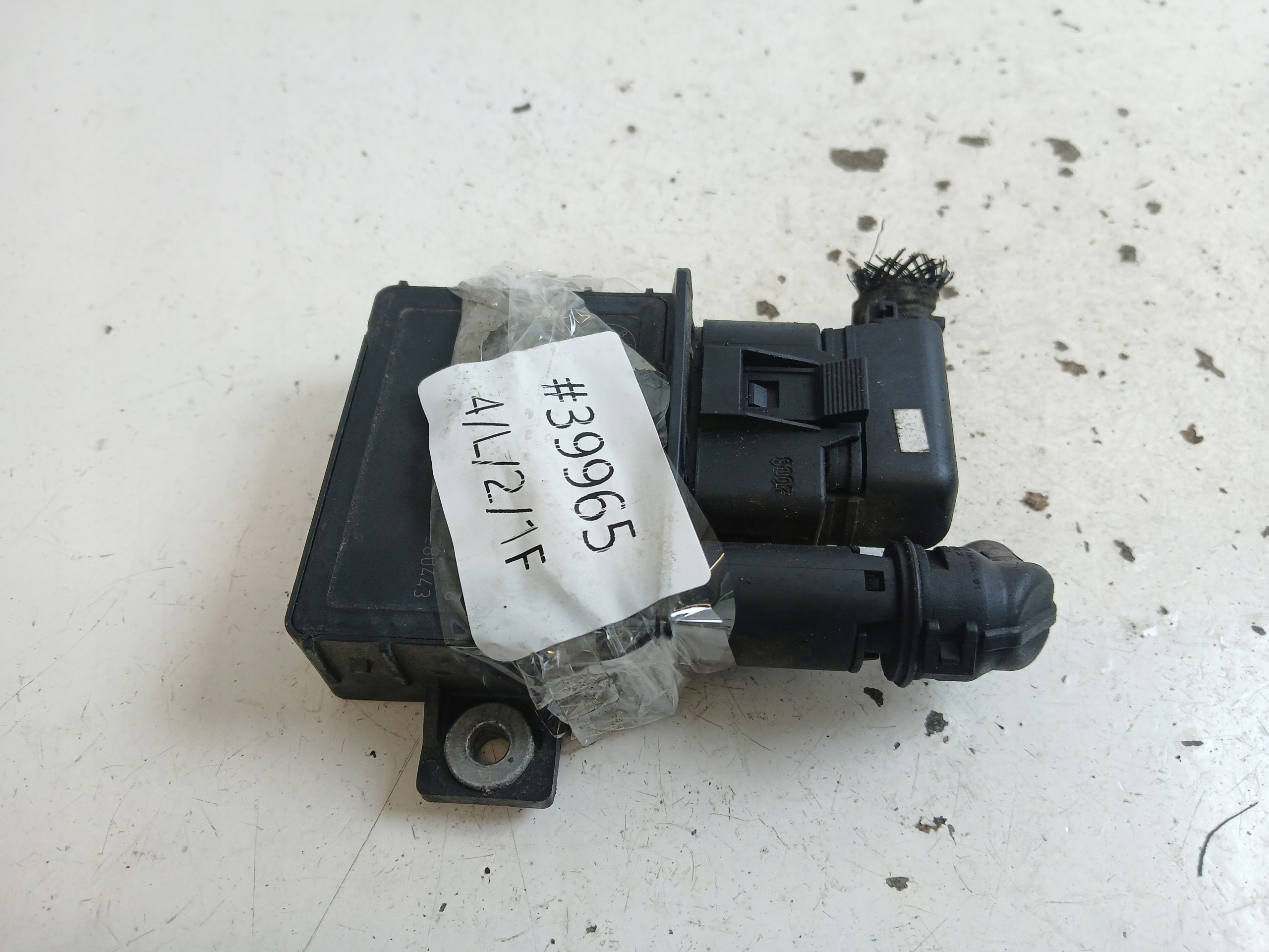 BMW E60 E61 E90 E87 2.0 D relais zündkerzen glüh 7798000