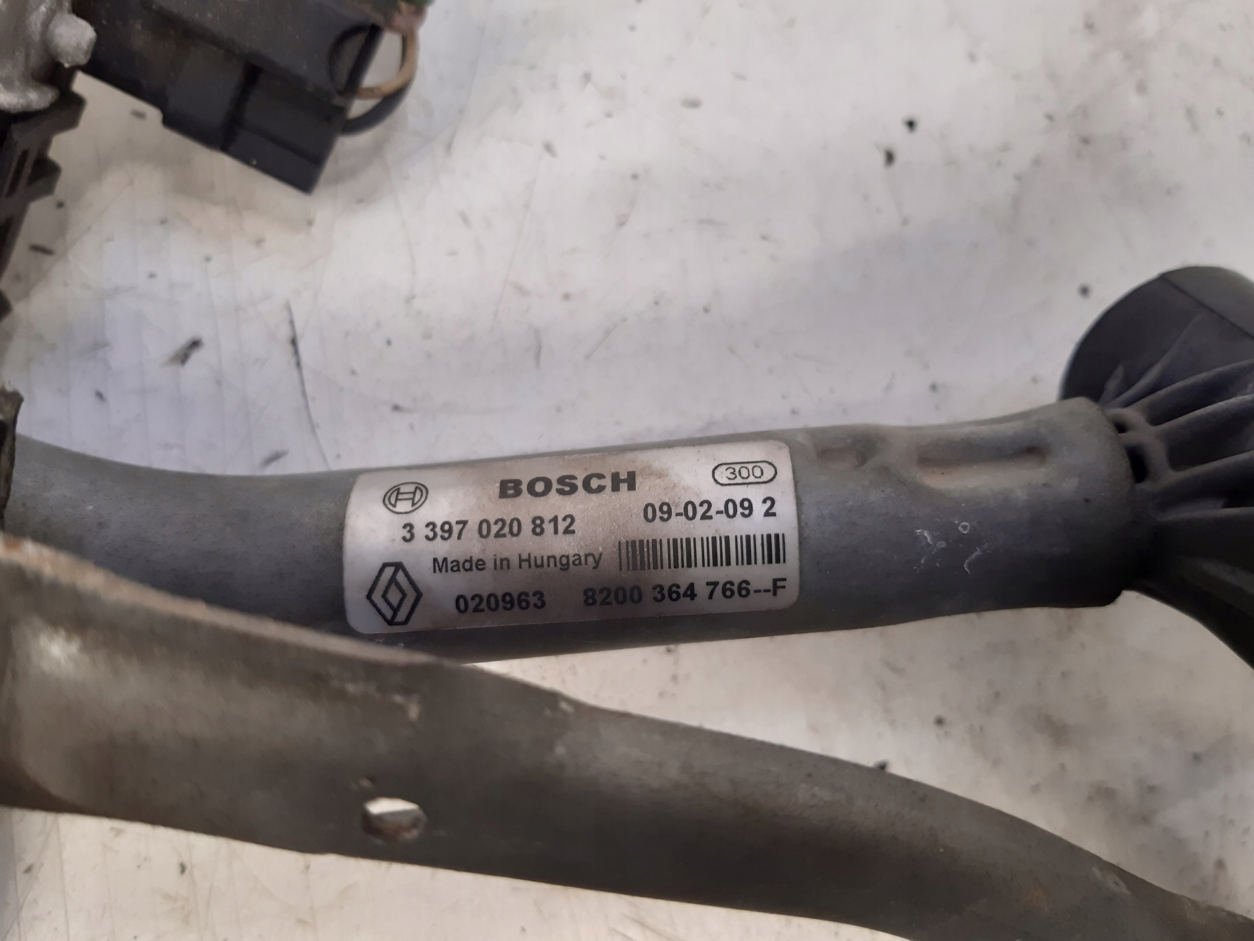 Wischergsetänge 8200364766 Renault Twingo II