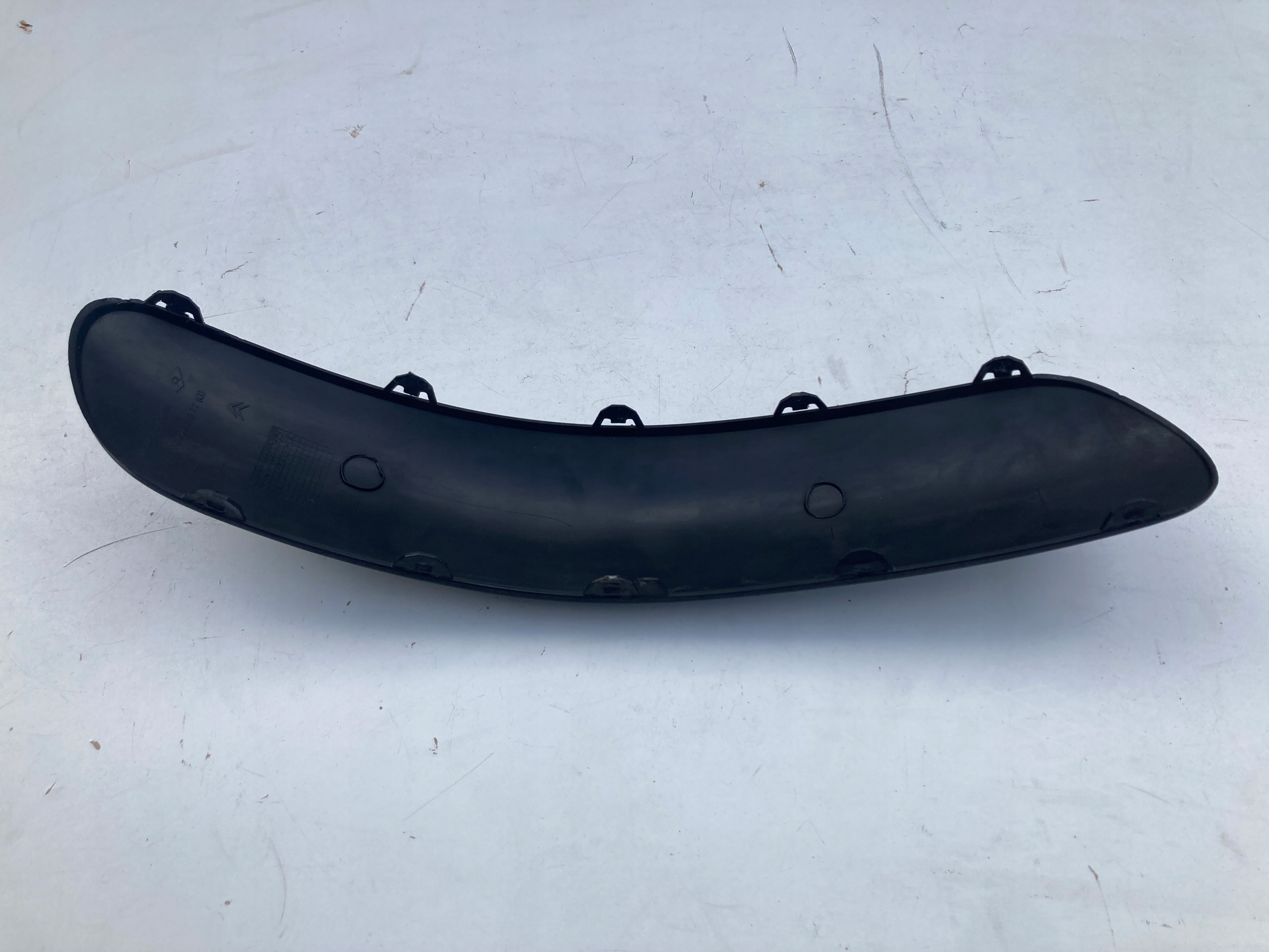 lišta krytka nárazníku předek levá Citroen C3 02-05r.