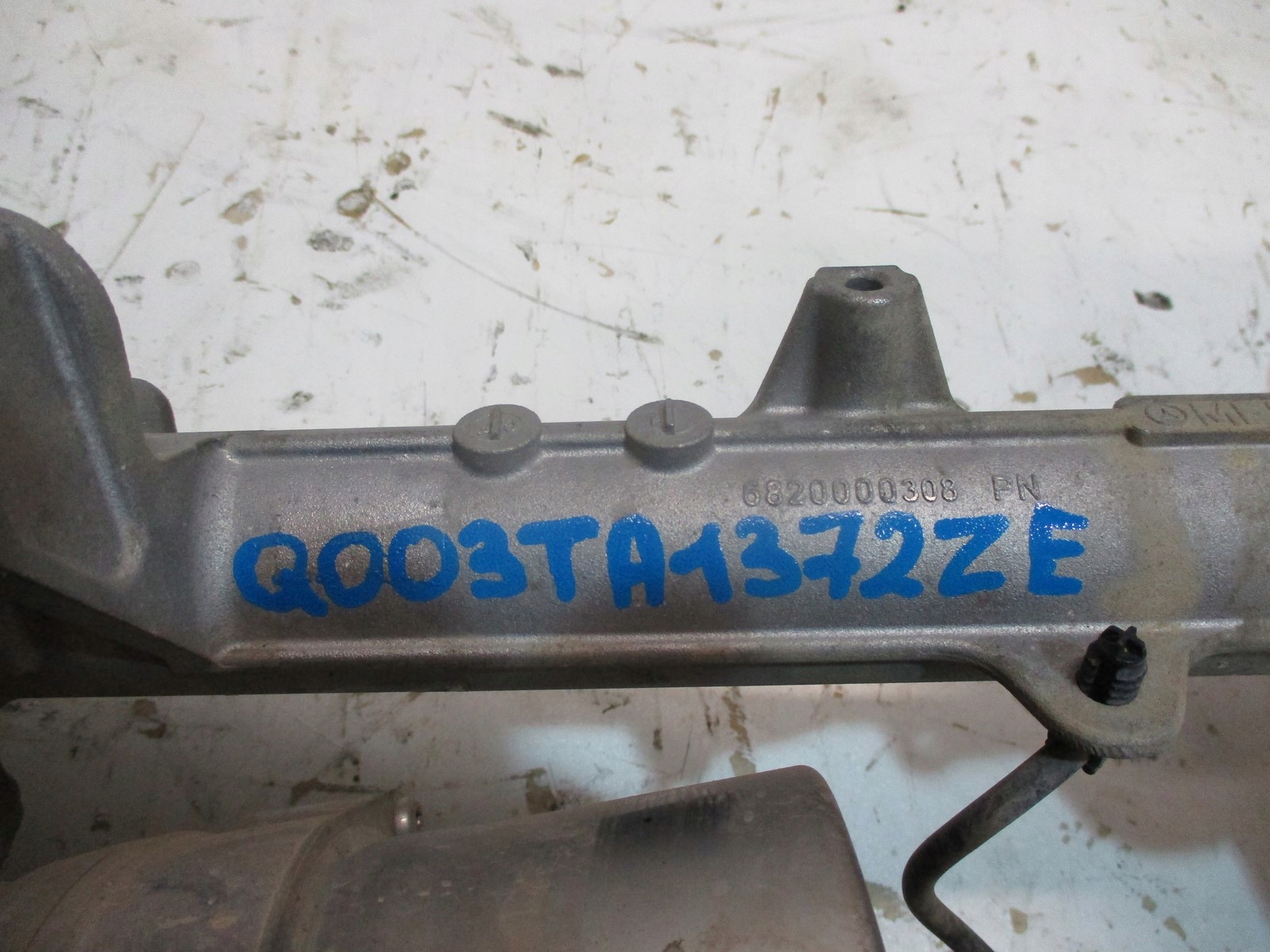 Boîter direction INFINITI Q30 Q003TA1372ZE