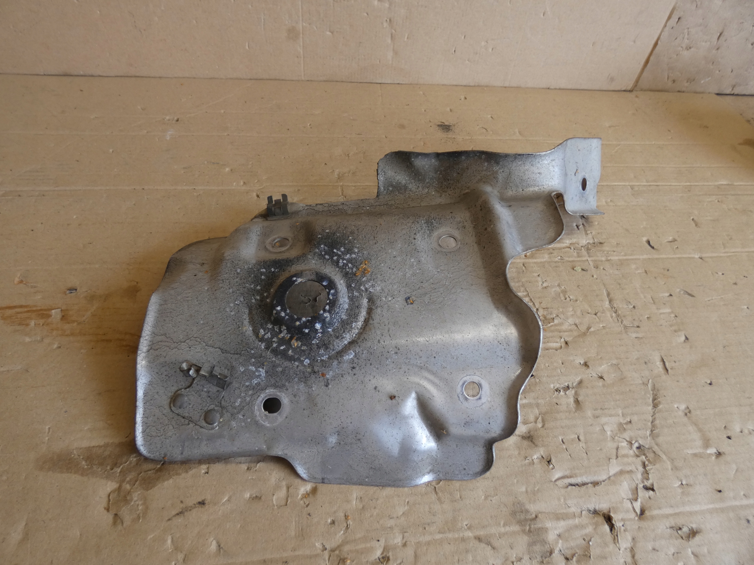 Blende Abdeckung TERMICZNA VIVARO B TRAFIC III 1.6DCI