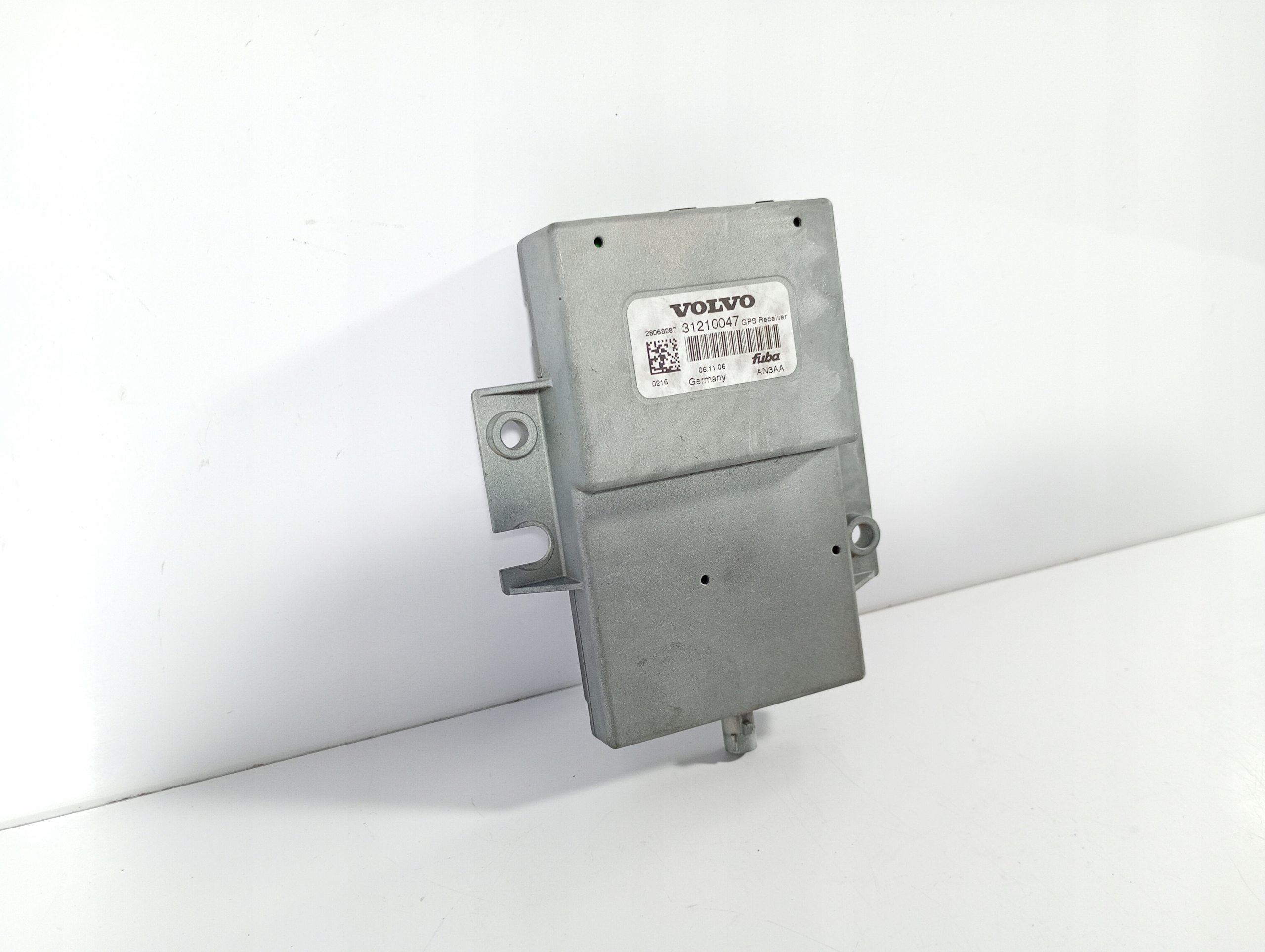 Volvo V50 S40 04-12 module control unit GPS OE 31210047