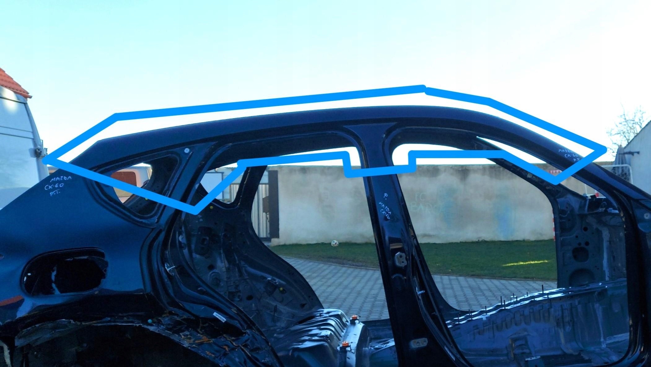 Mazda CX60 PHEV dach graphit 42M