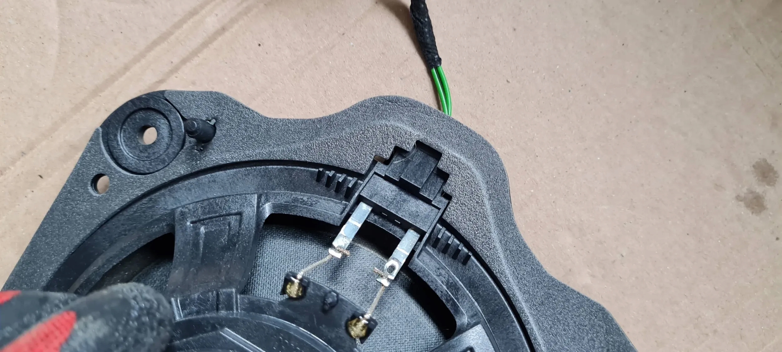A5 8W speaker NISKOTONOWY rear part COUPE 8W6035411