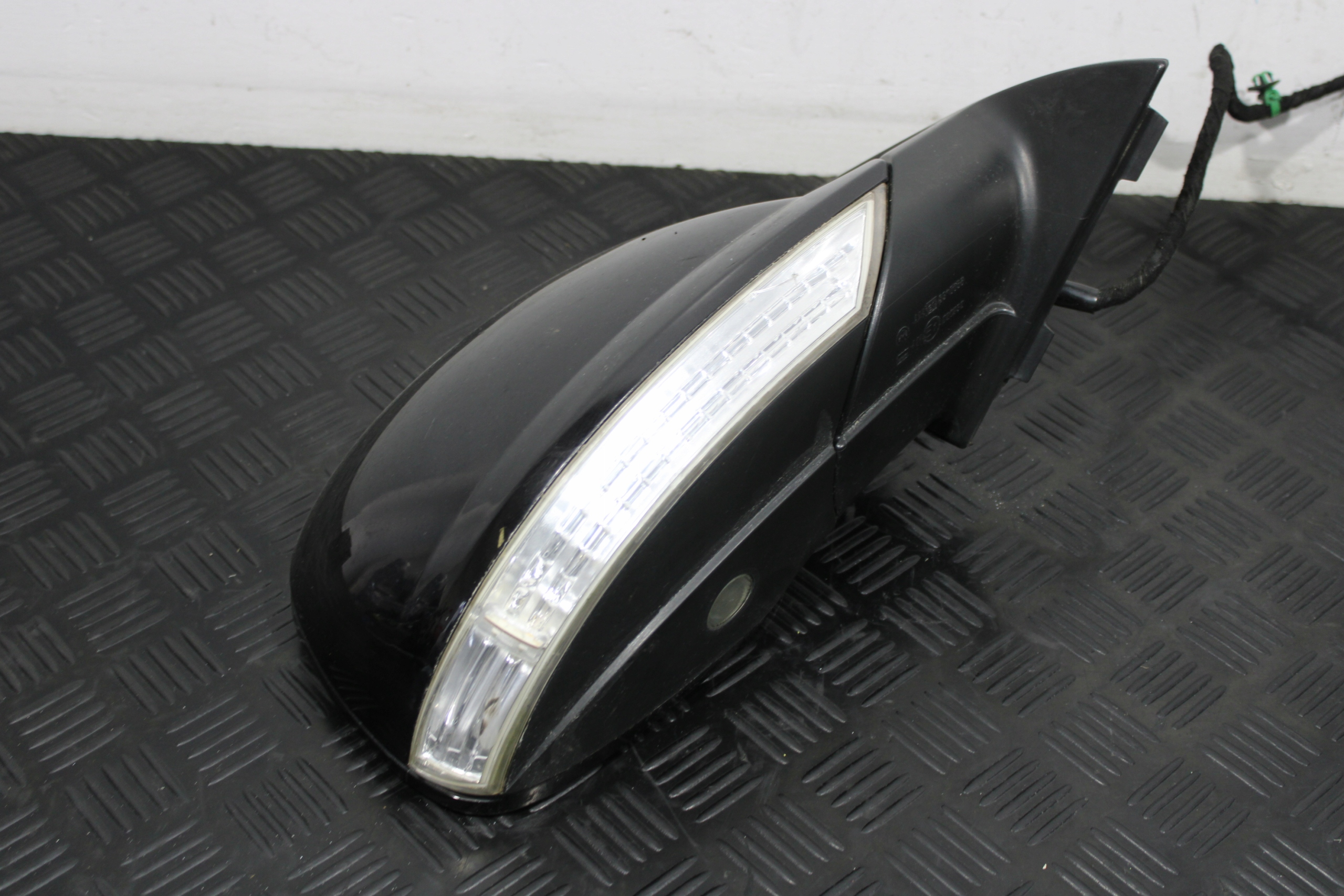 mirror right 12 vertical TOUAREG 7L0 7L LIFT