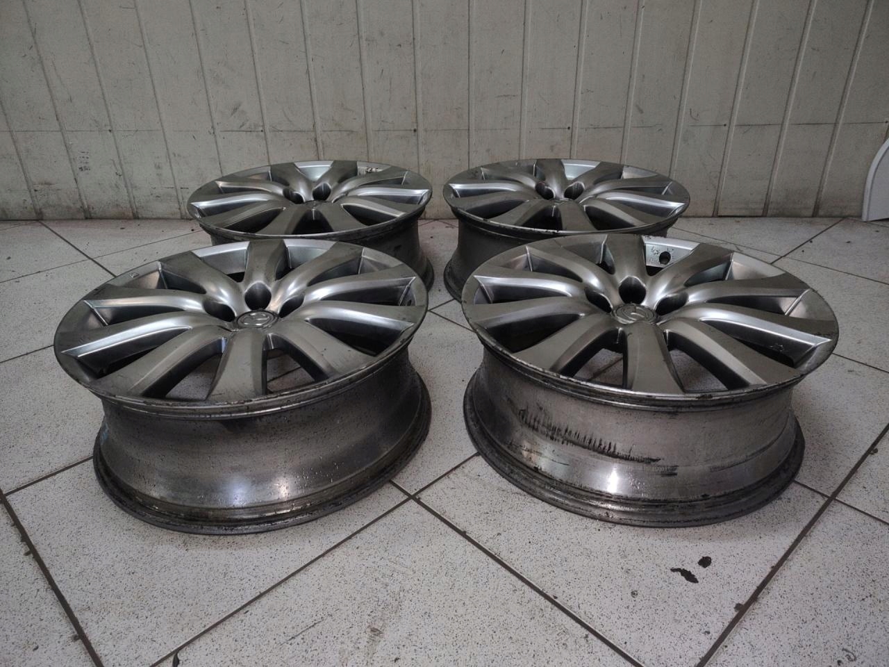 running board disc R20 Mazda CX-9 facelift 2009