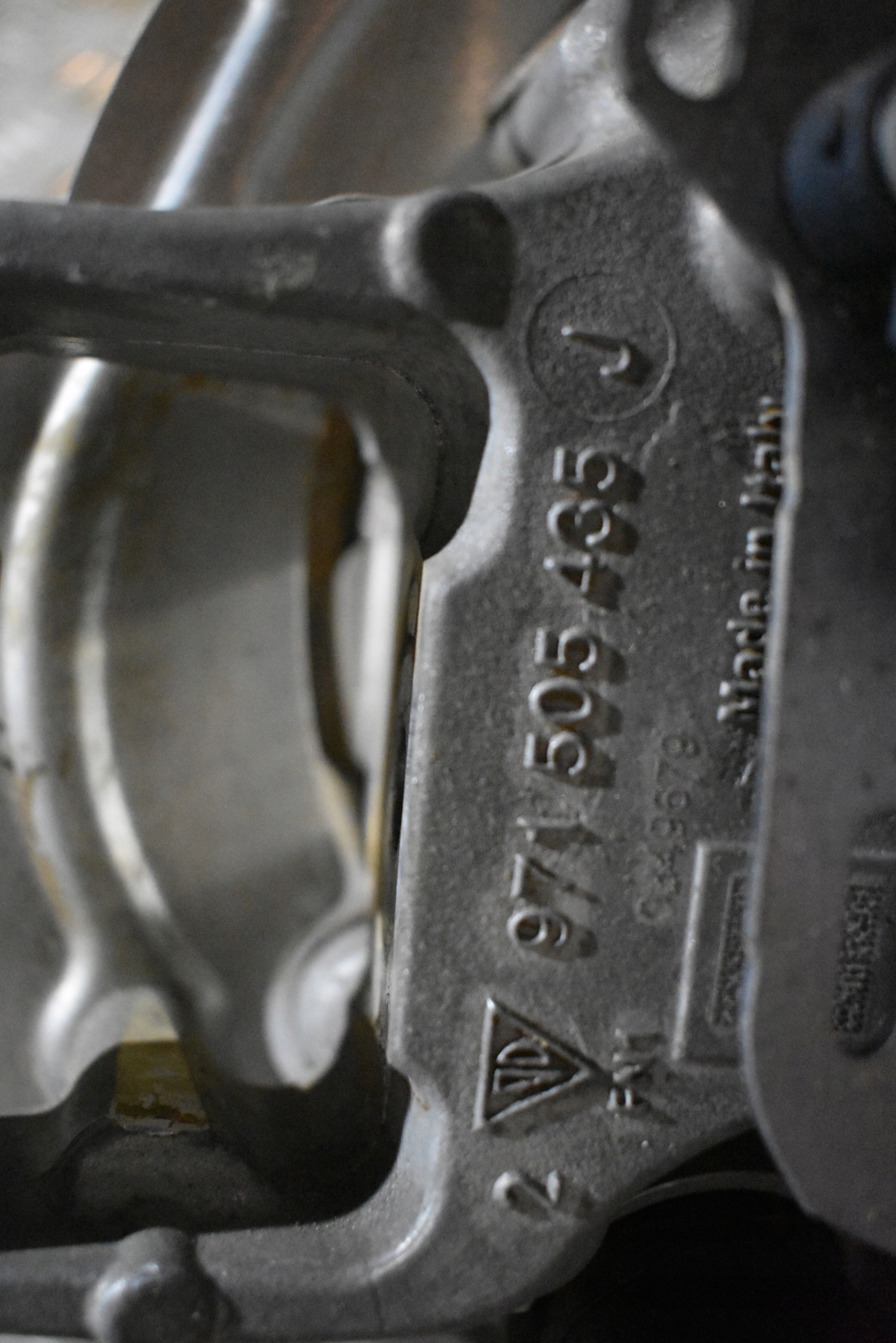 sususpension rear. left PORSCHE PANAMERA 971 1