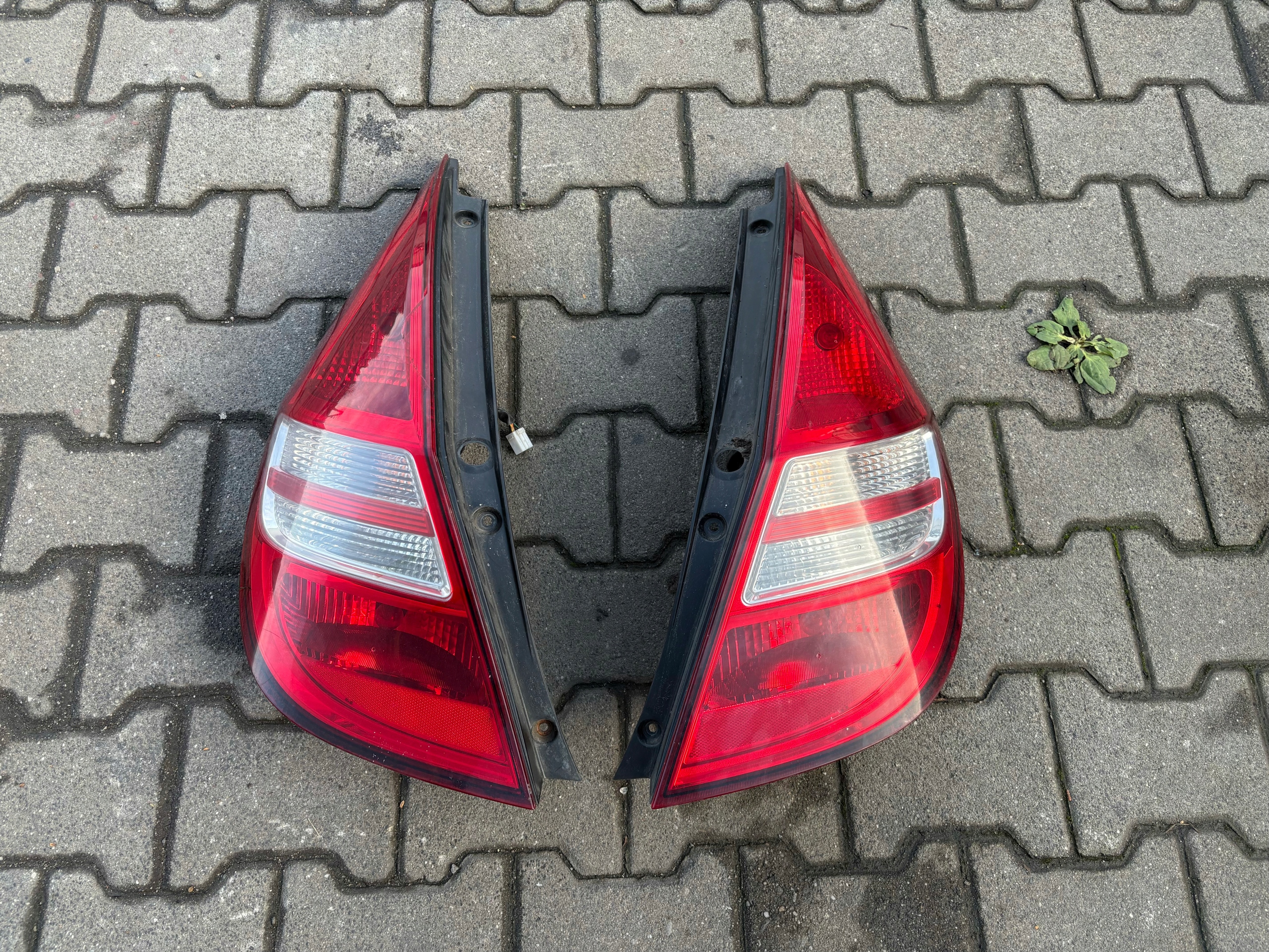 Hyundai I30 and light right rear part