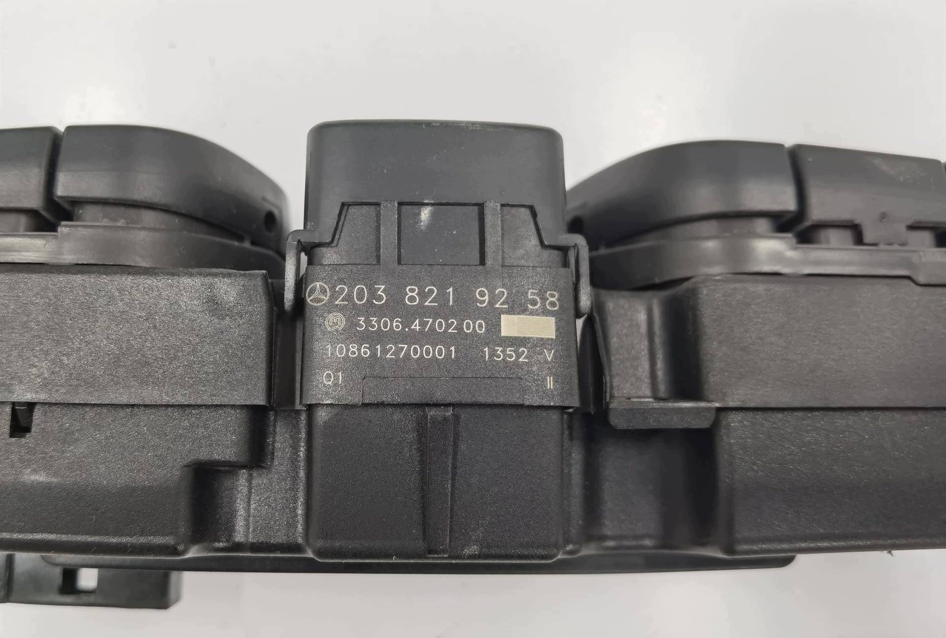 Panel switch Mercedes-Benz C W203 S203 2001 2038219258