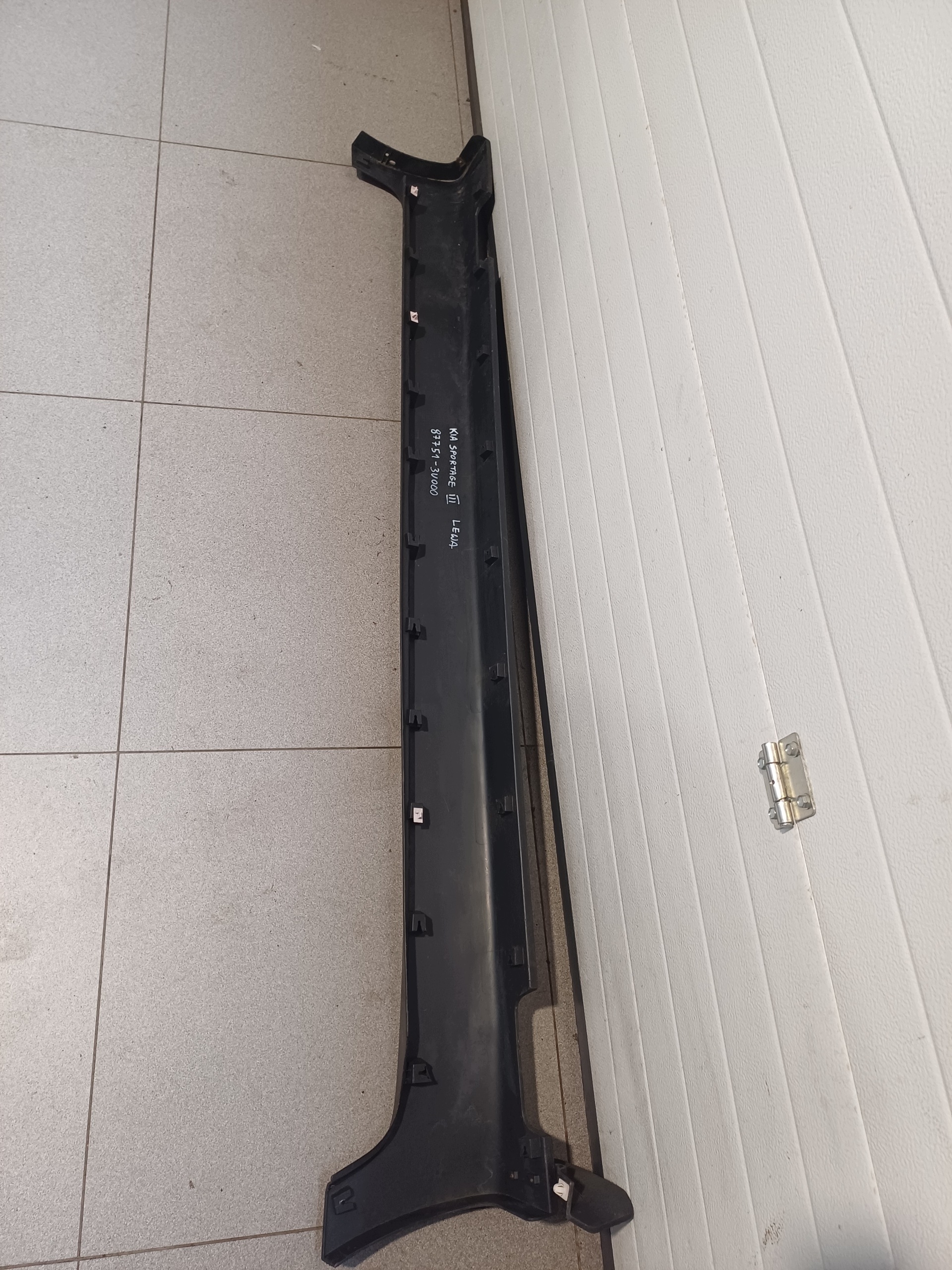 moulding threshold left KIA SPORTAGE III 87751-3U000