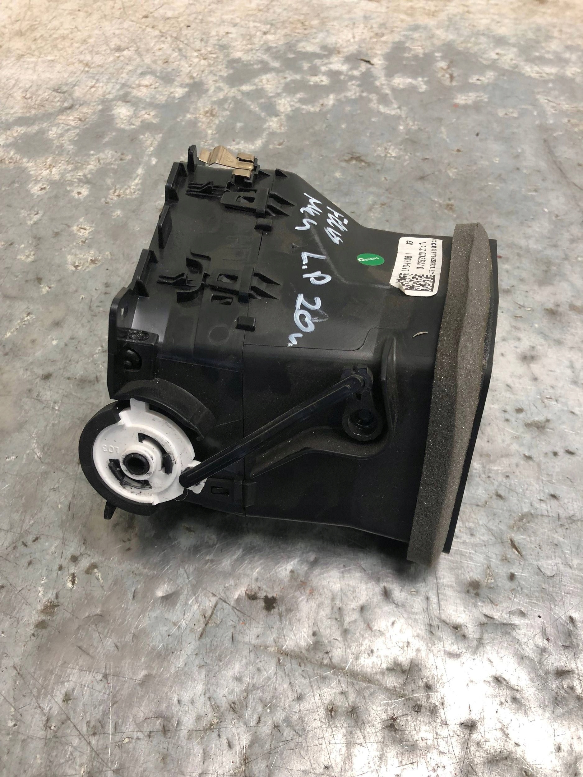 grid air conditioning devices left front FORD FOCUS MK4 JX7B-19C696-CH