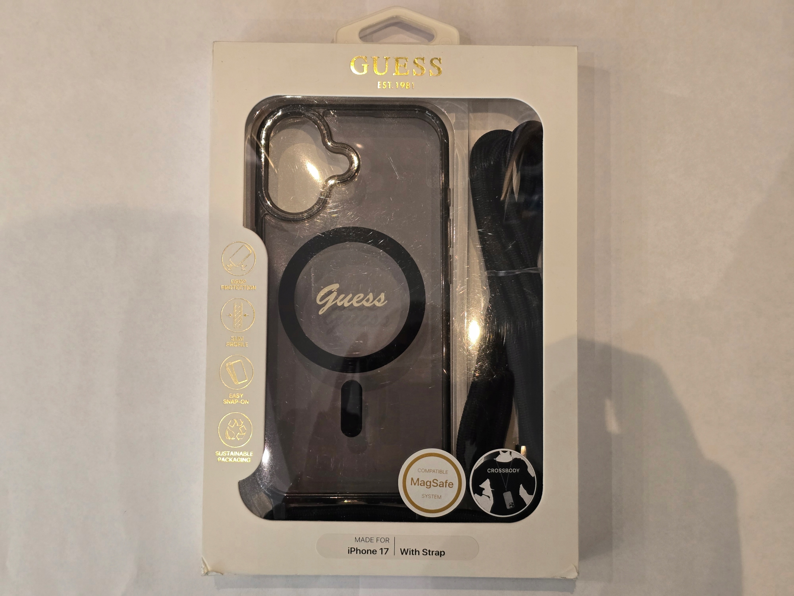 Guess Case do Iphone 17 Zawieszka