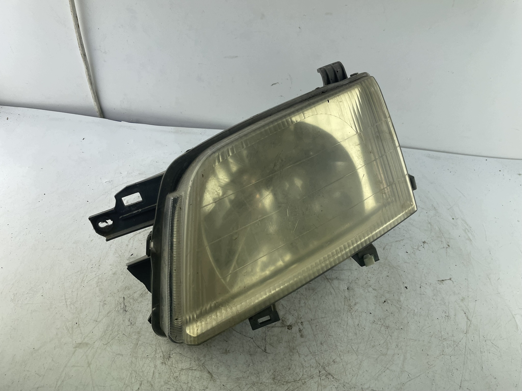 Reflektor left 84001FC230 Subaru Forester SF europejski OE