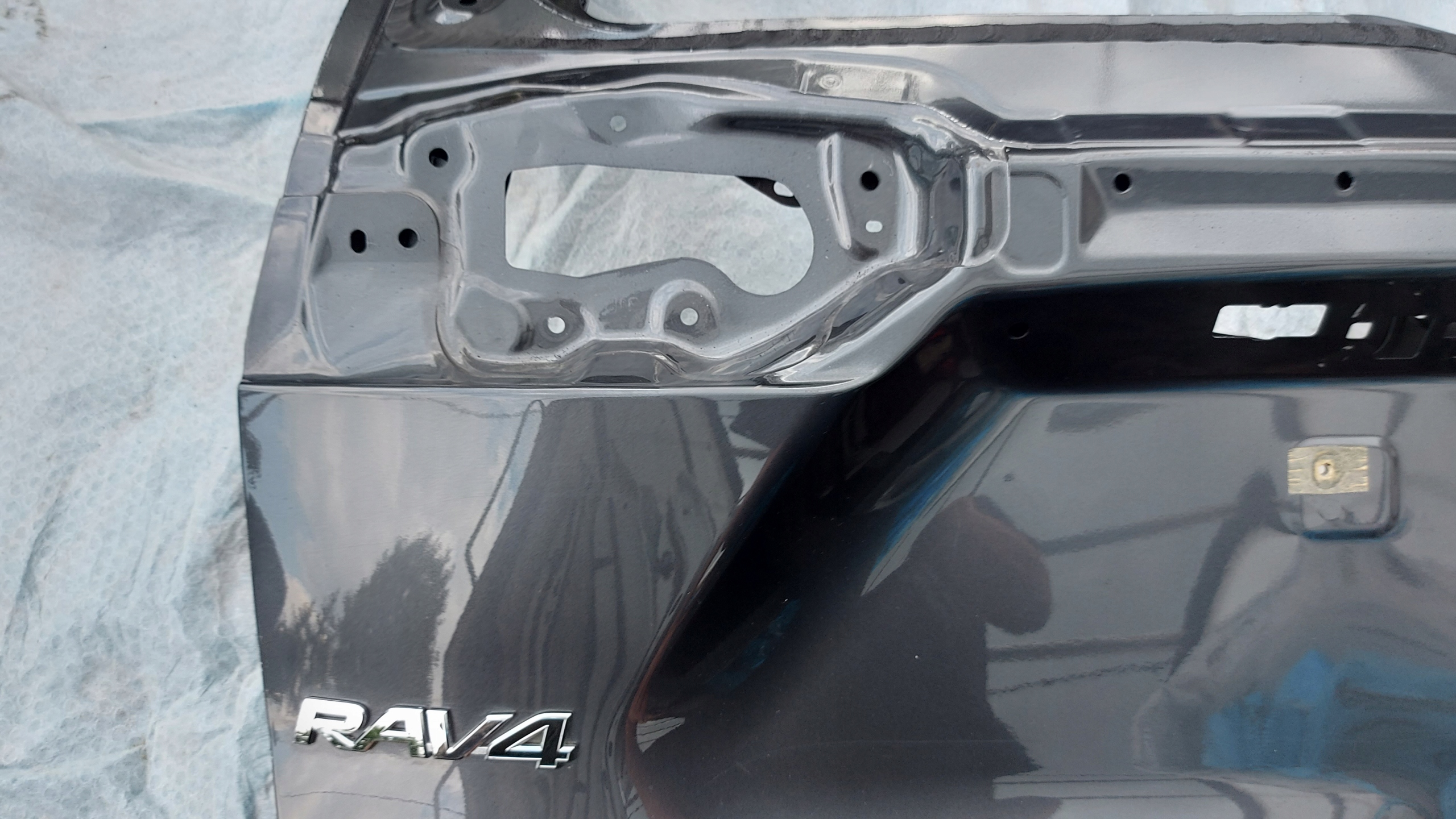 trunk door boot rear part TOYOTA RAV4 V 19