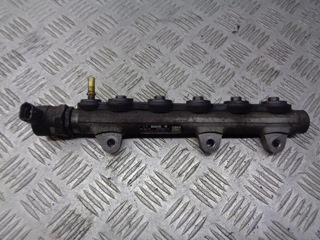 LISTWA WTRYSKOWA RENAULT ESPACE IV 8200426550