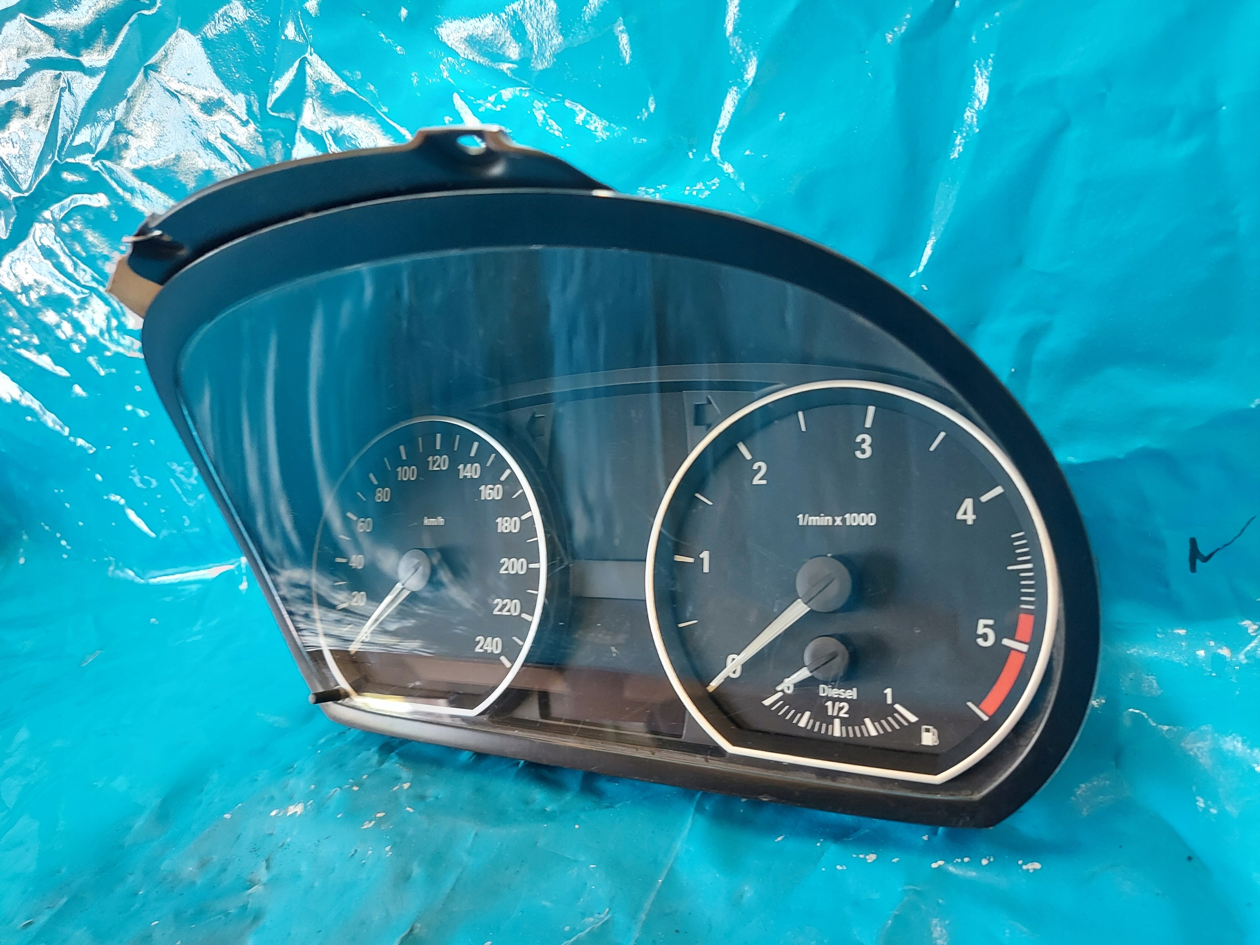 dials clock BMW 1 2008 R E87 912259101