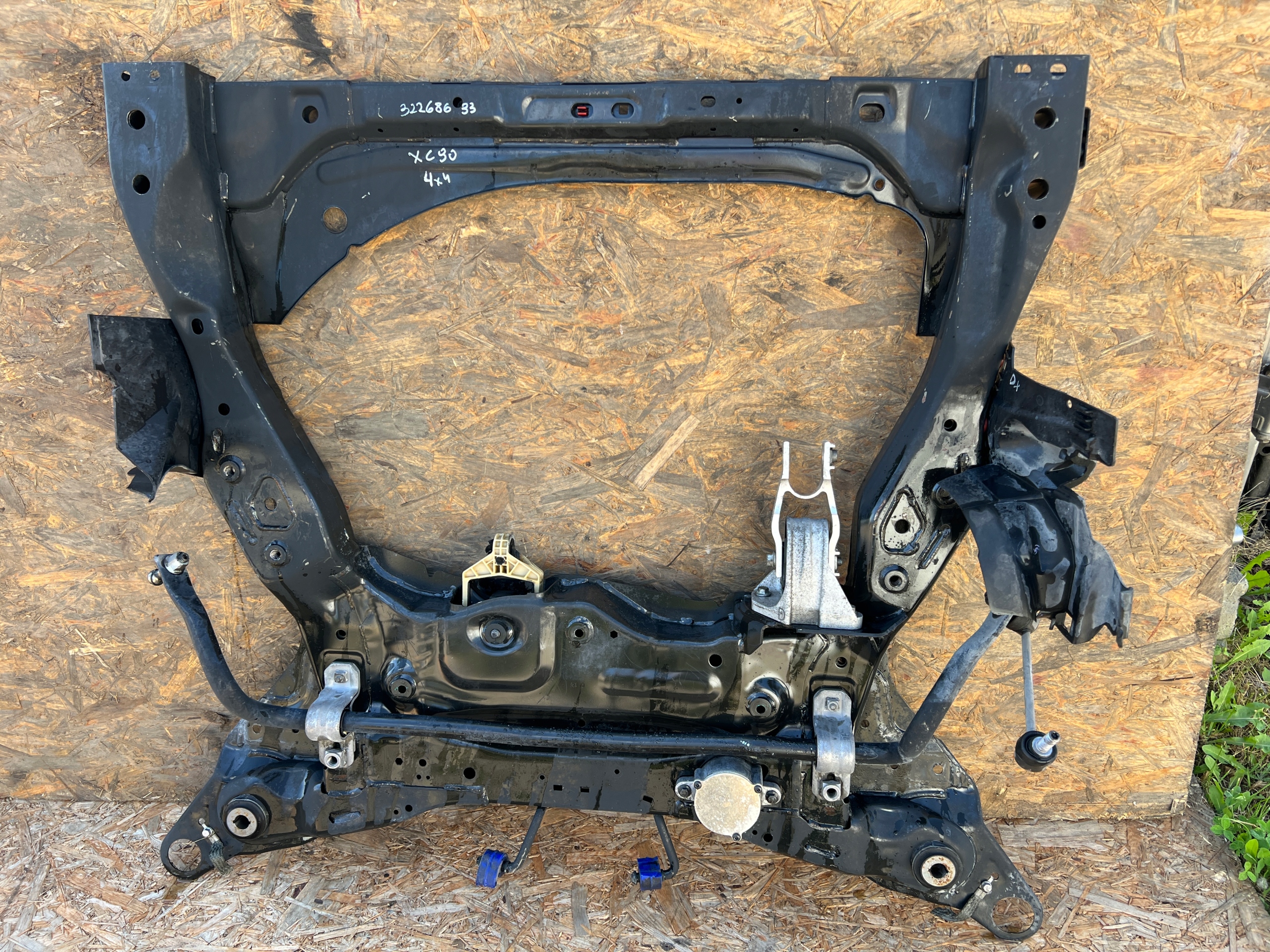 axle beam subframe sider front below engine VOLVO XC90 XC60