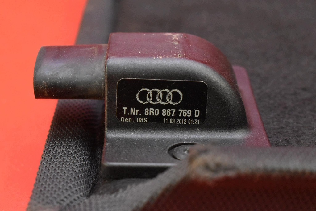plato boot AUDI Q5 8R 12-17