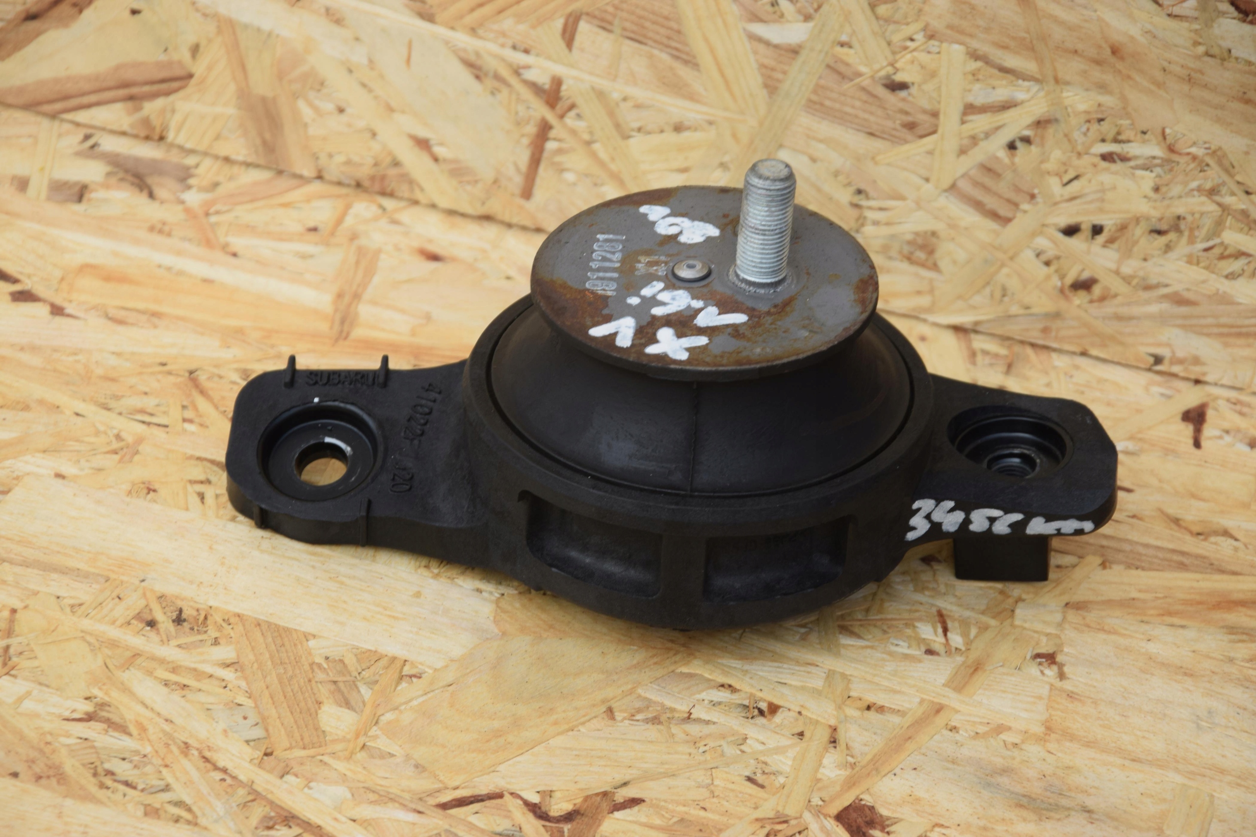 Subaru OE 41022-Fj020 Проживання двигуна