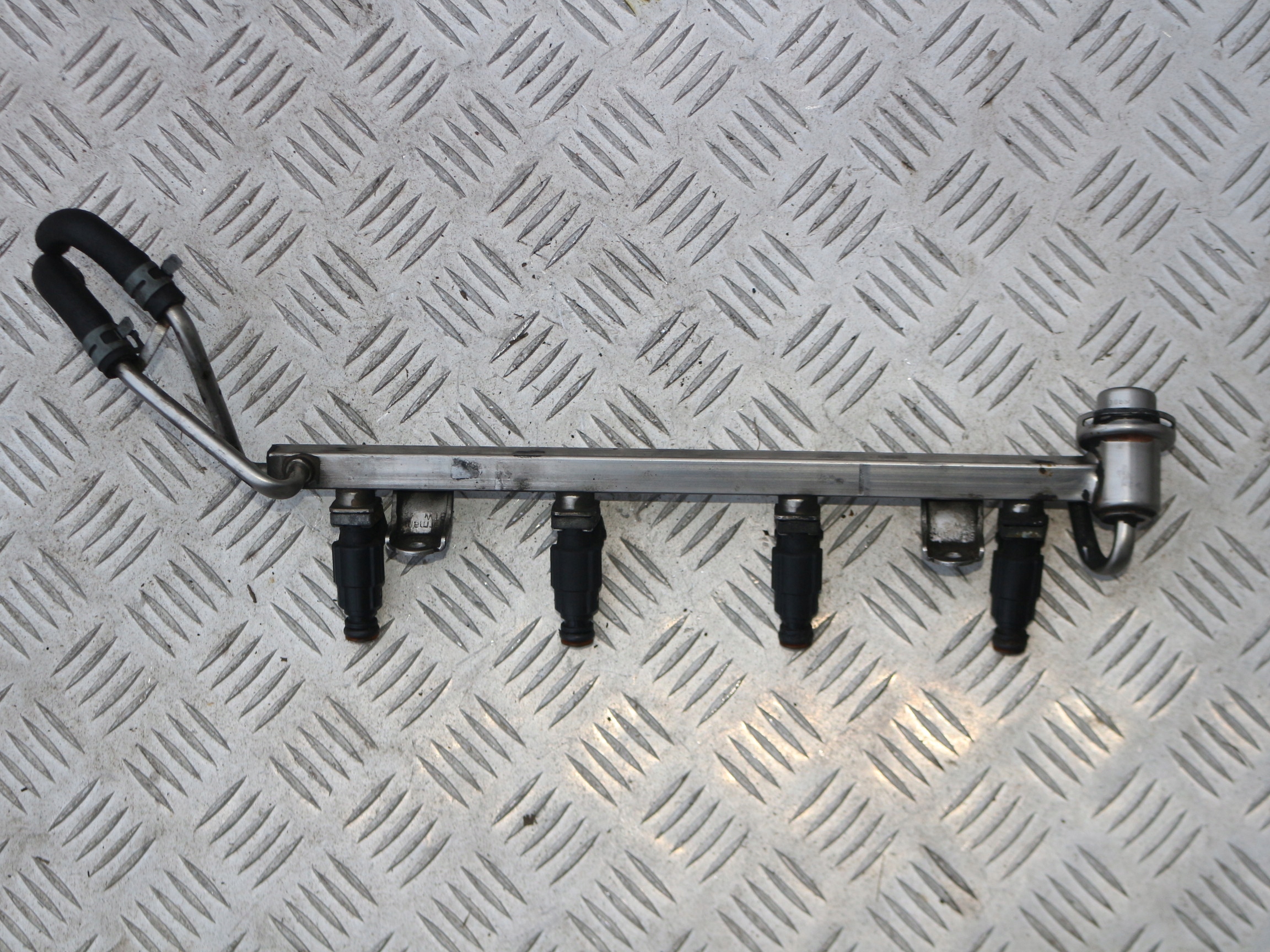 WTRYSKIWACZ WTRYSKIWACZE 06A906031BA 028015606