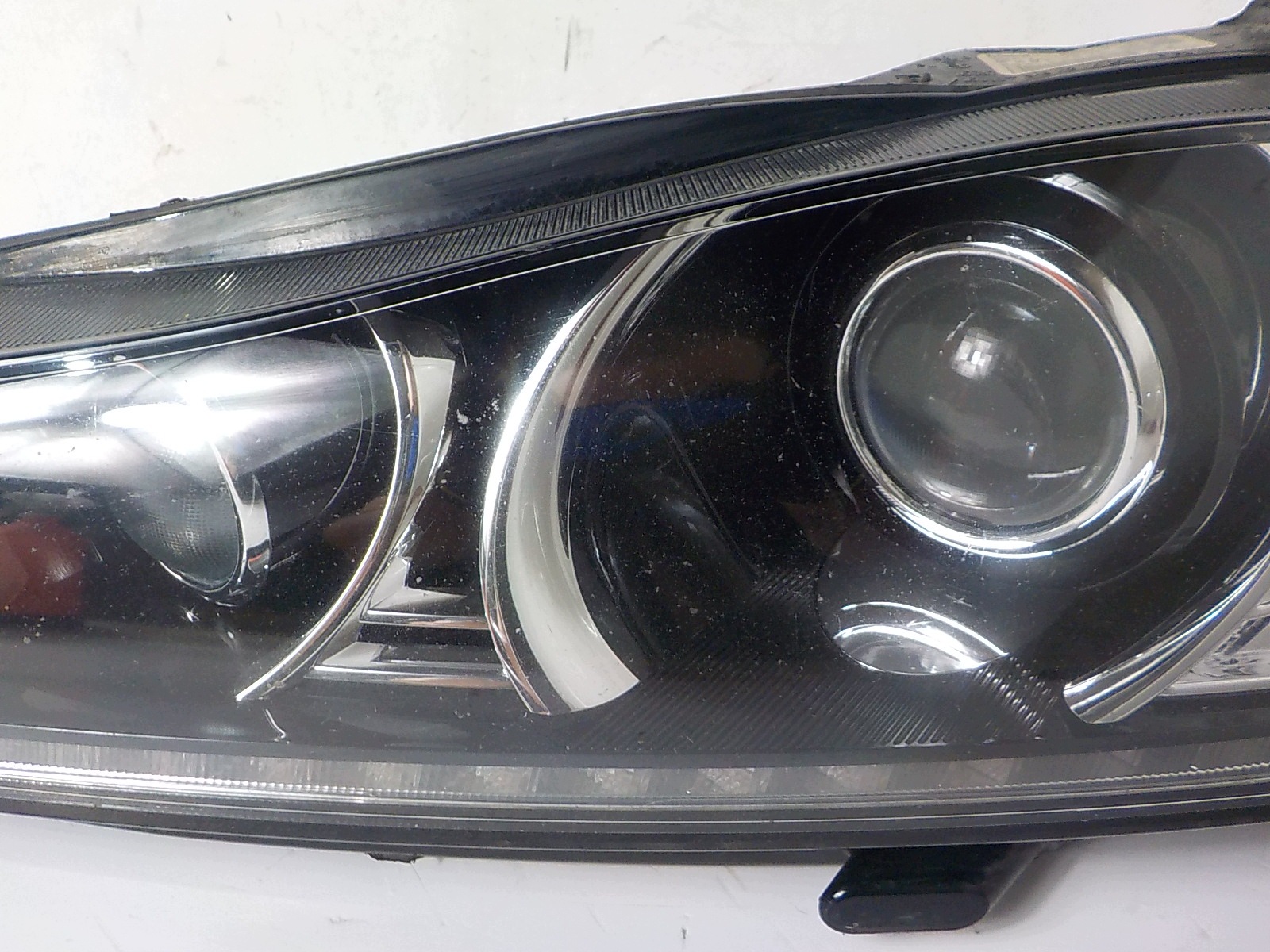 JAGUAR XF X250 XENON LIFT light left front front UK