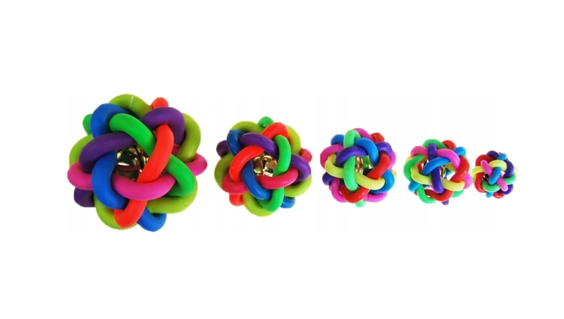 

Zabawka kulka z dzwonkiem M